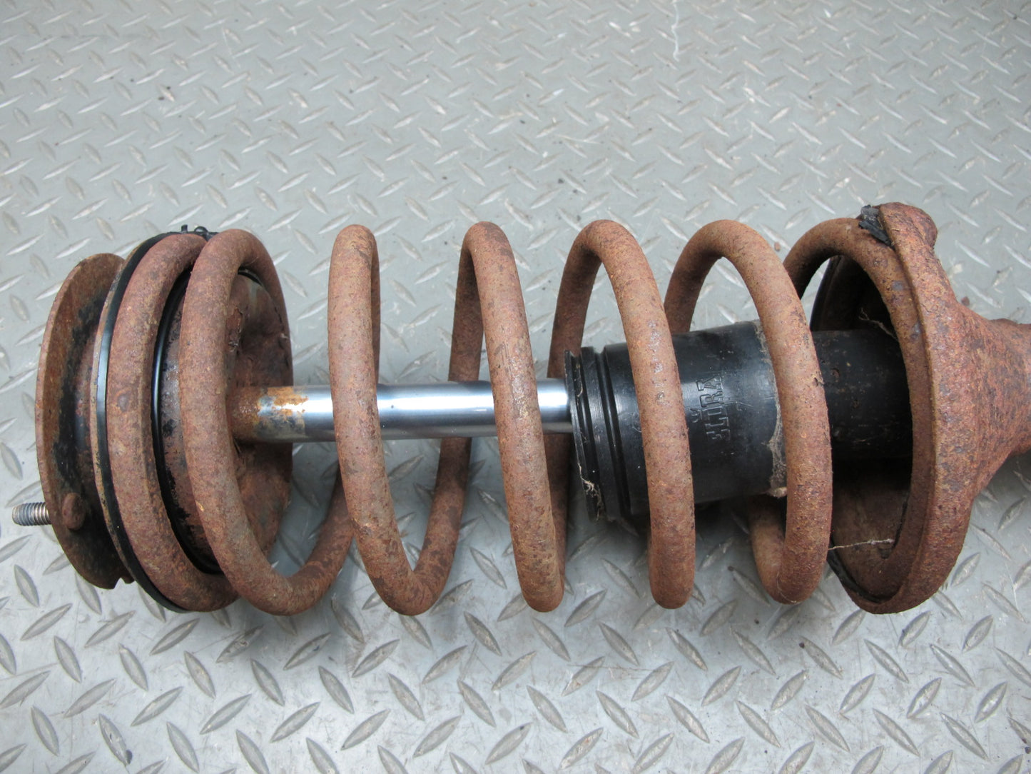 84-89 BMW E24 E28 Front Right Spindle Knuckle Wheel Hub Shock Absorber OEM