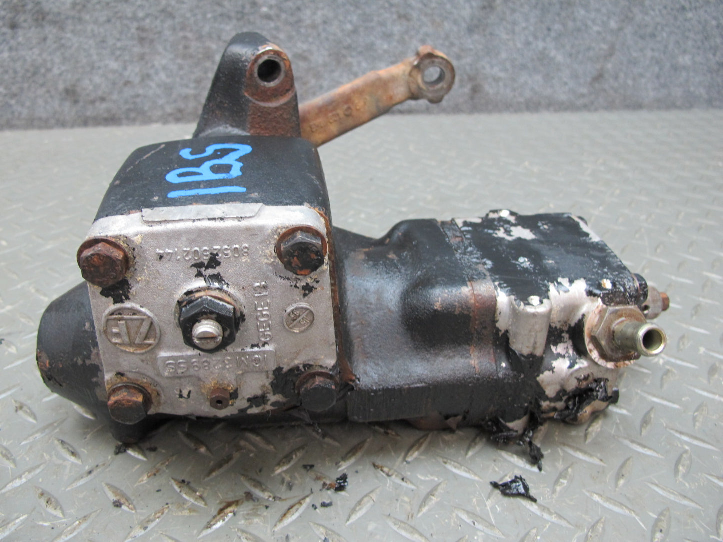 84-89 BMW E24 6-SERIES Power Steering Gear Box Gearbox 1126546 OEM