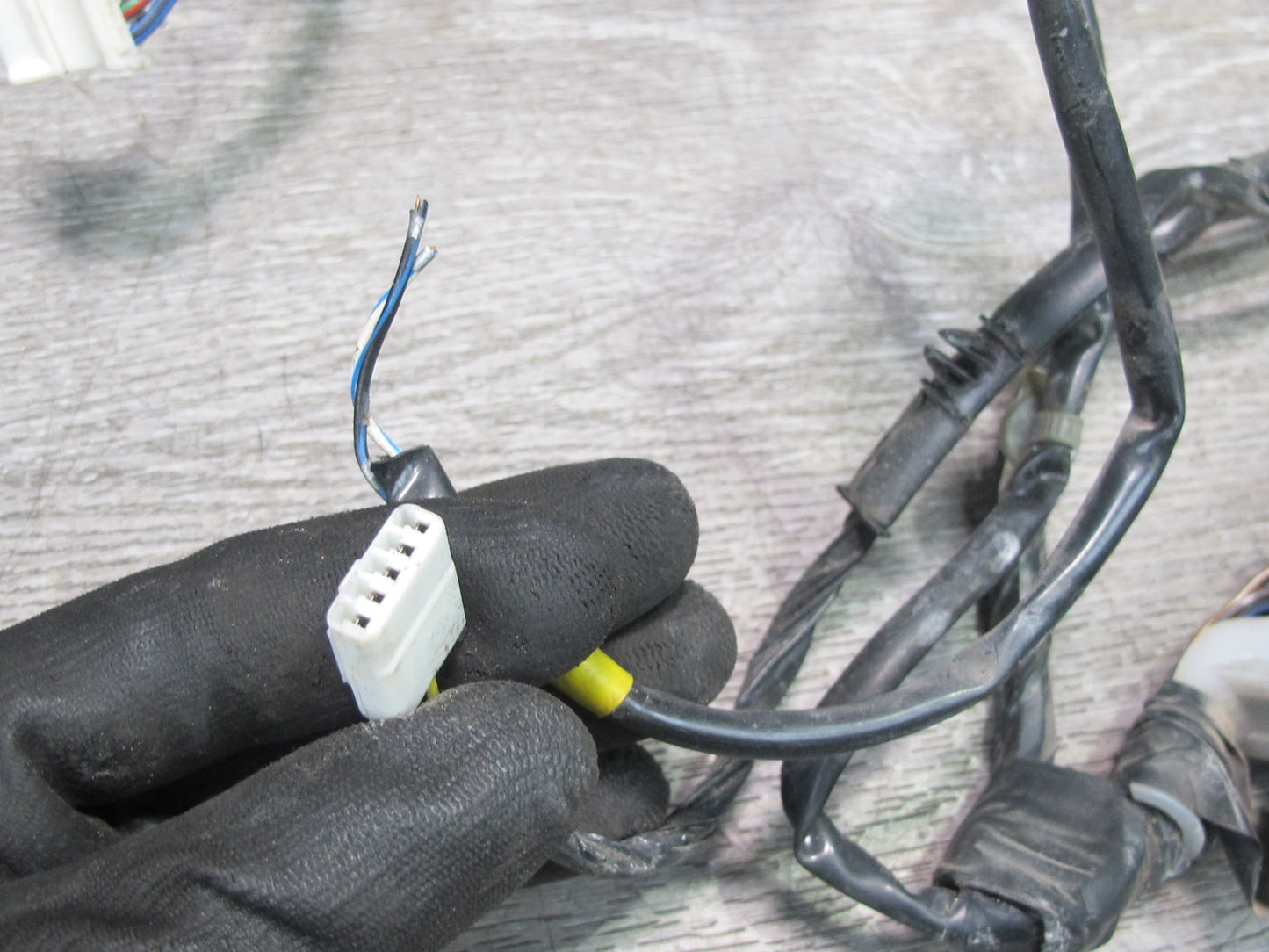 91-93 Mitsubishi 3000GT Front Left Door Wire Wiring Harness MB894097 OEM
