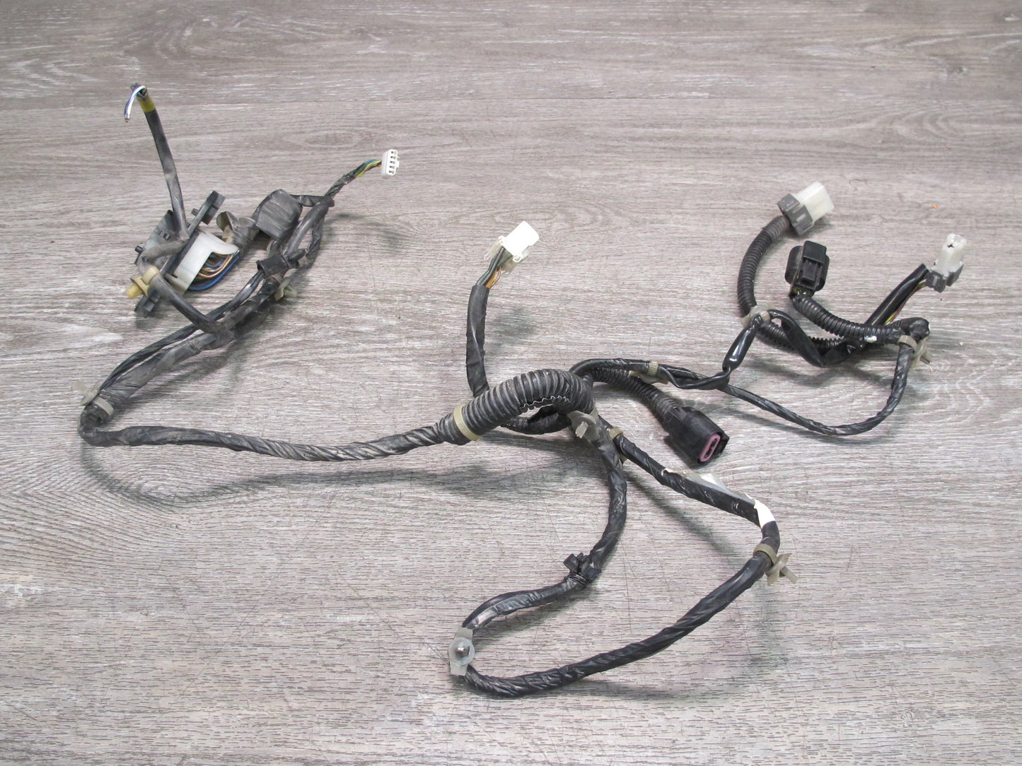 91-93 Mitsubishi 3000GT Front Left Door Wire Wiring Harness MB894097 OEM