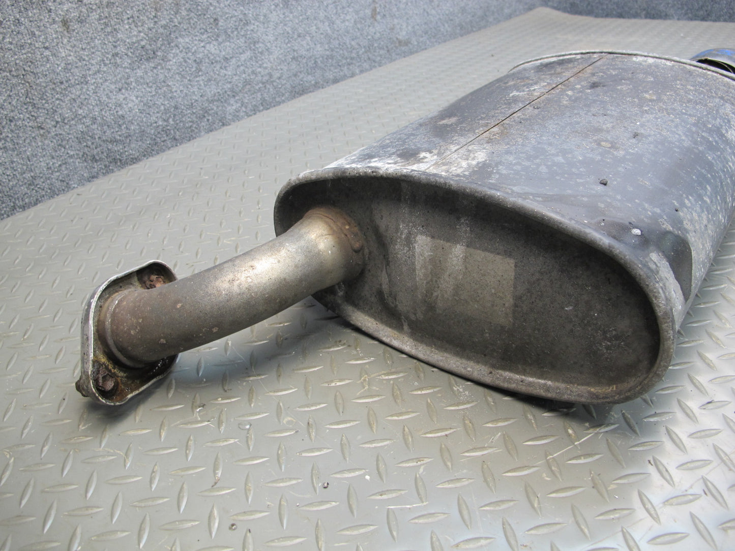 92-98 Lexus UZZ30L SC400 Rear Left Exhaust Muffler w Tip OEM
