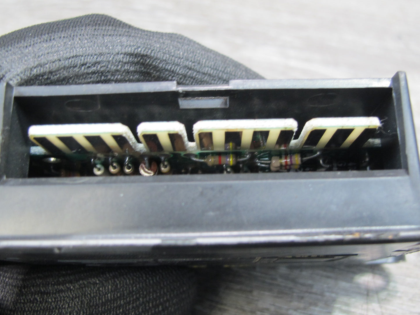 84-86 Nissan 300ZX Z31 Locking Control Module Unit 16055589 OEM