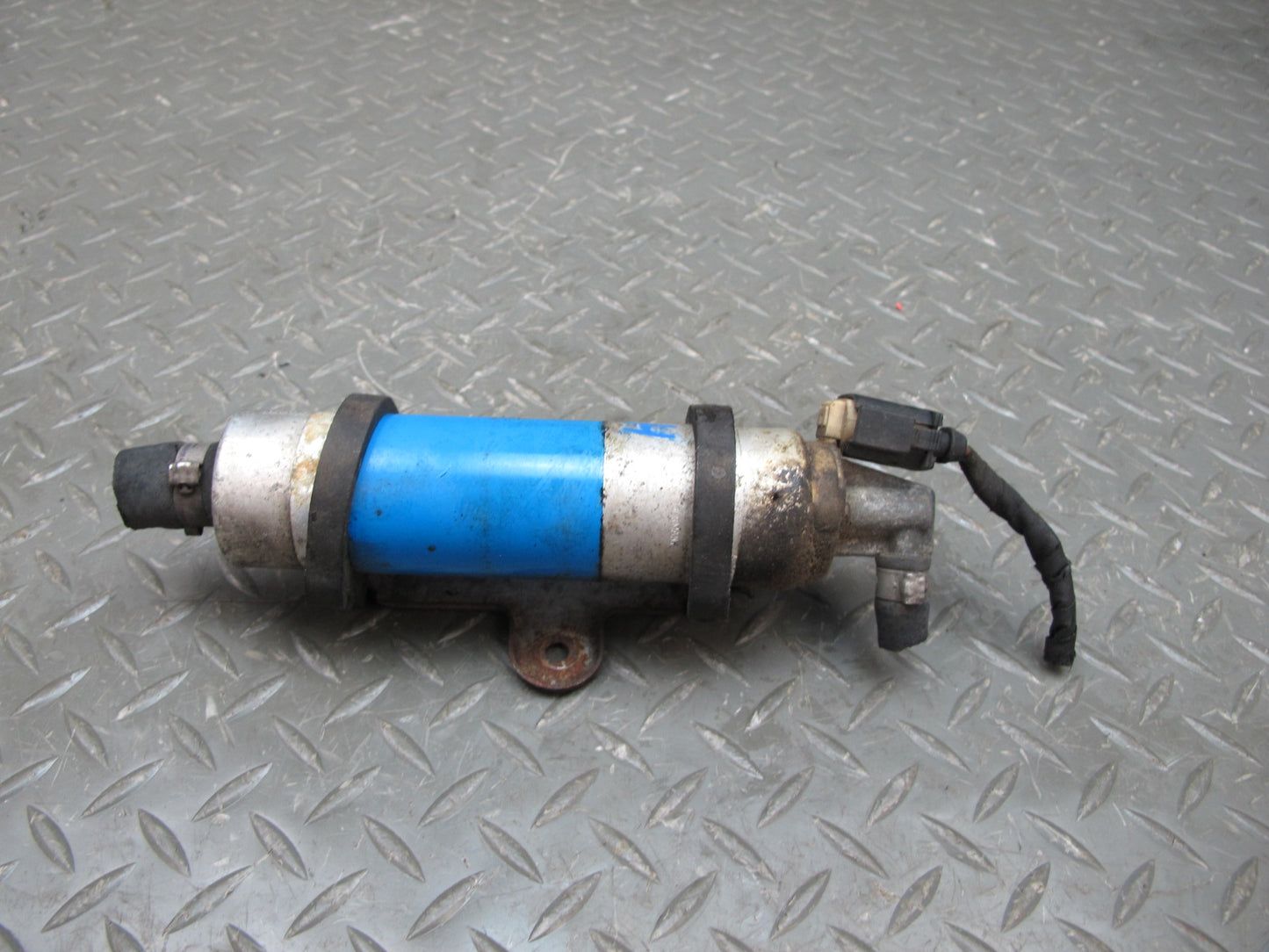03-12 Mercedes R230 Sl-class Auxiliary AUX Gas Fuel Pump 0004780401 OEM