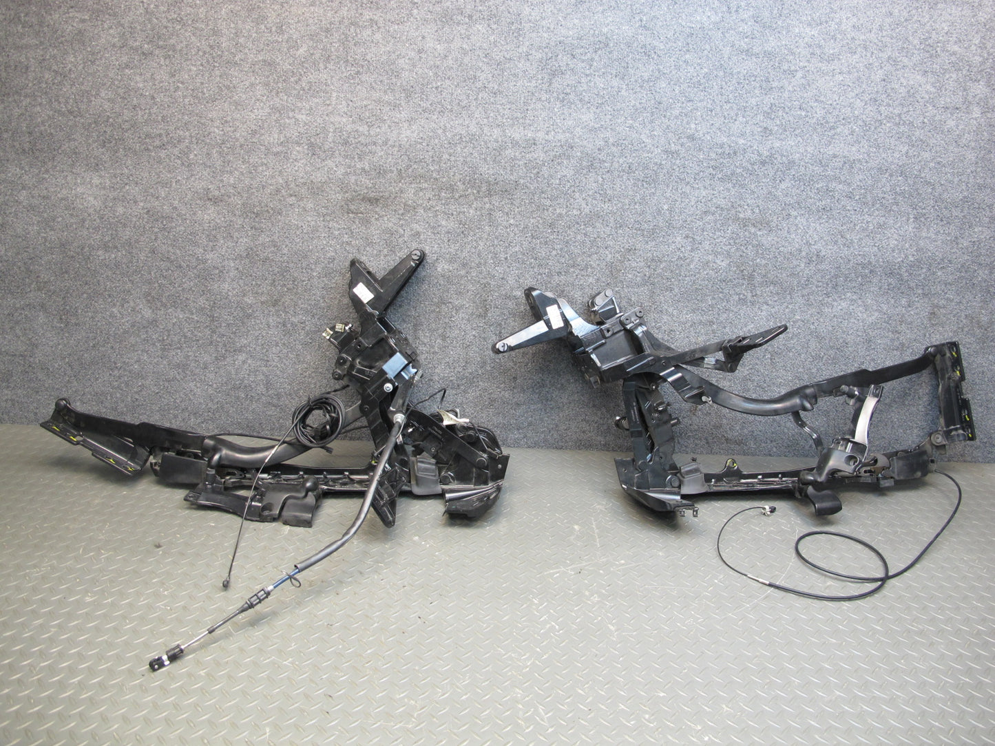 03-08 Mercedes R230 Sl-class Convertible Set of 2 Hard TOP Roof Hinge OEM