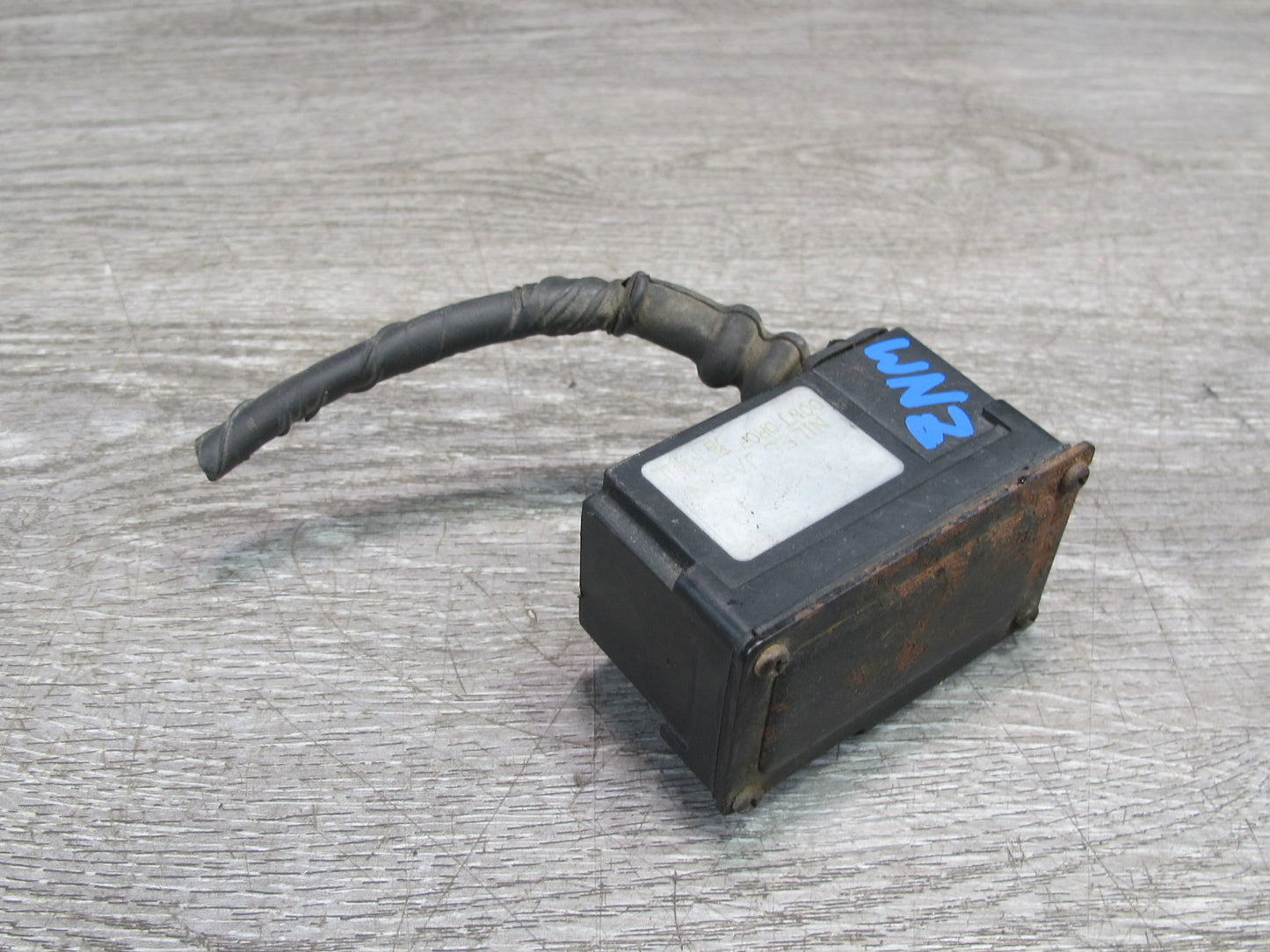 84-86 Nissan Z31 300ZX 2+0 Headlight Lamp Sensor Module OEM