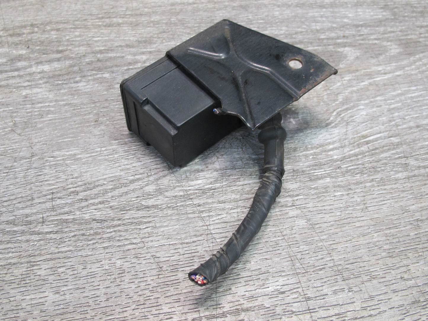 84-86 Nissan Z31 300ZX 2+0 Headlight Lamp Sensor Module OEM