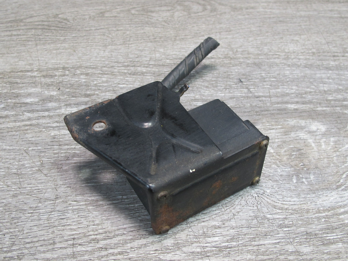 84-86 Nissan Z31 300ZX 2+0 Headlight Lamp Sensor Module OEM