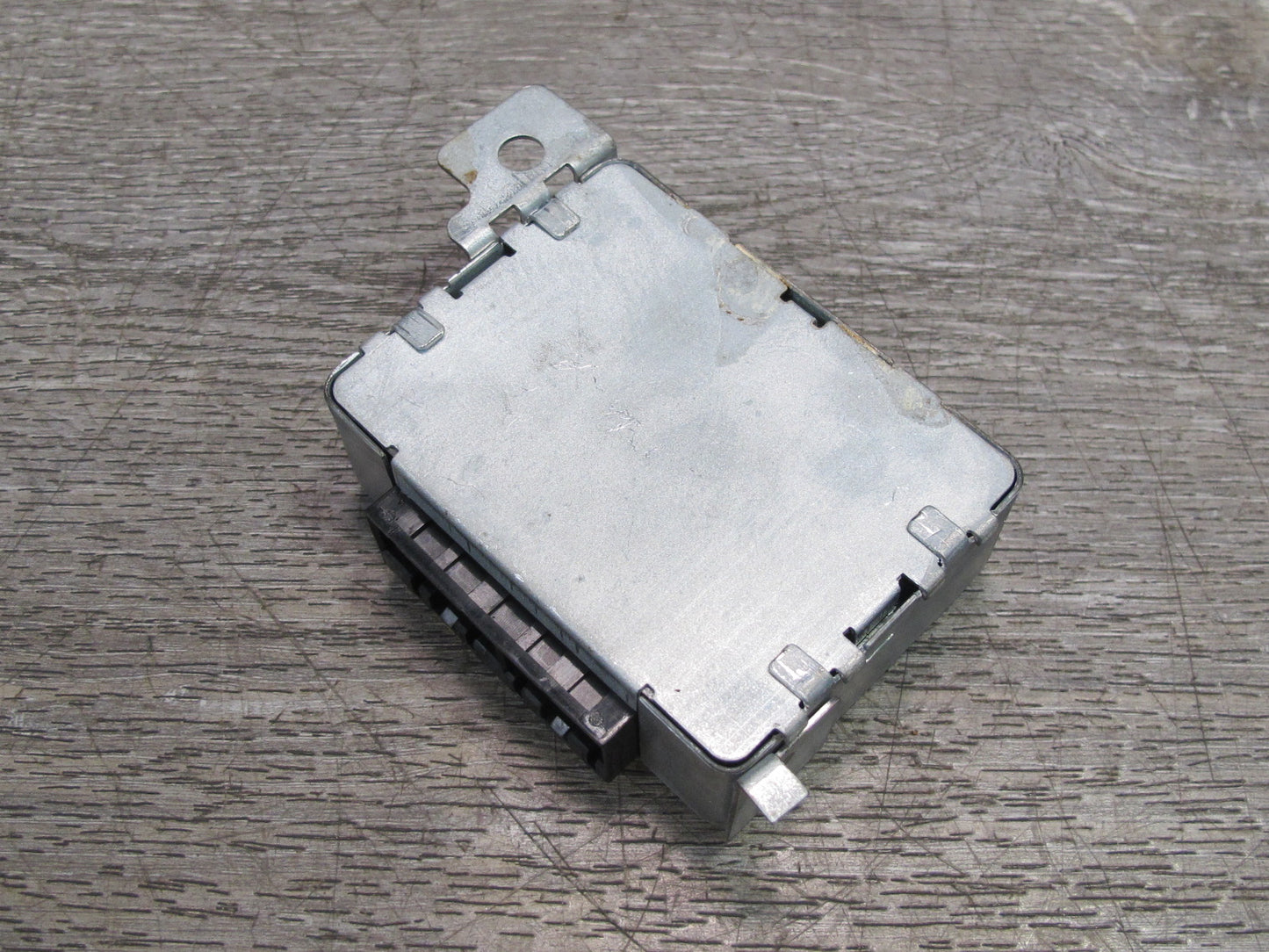 84-86 Nissan 300ZX Z31 Anti Theft Warning Control Module 28591-01P50 OEM