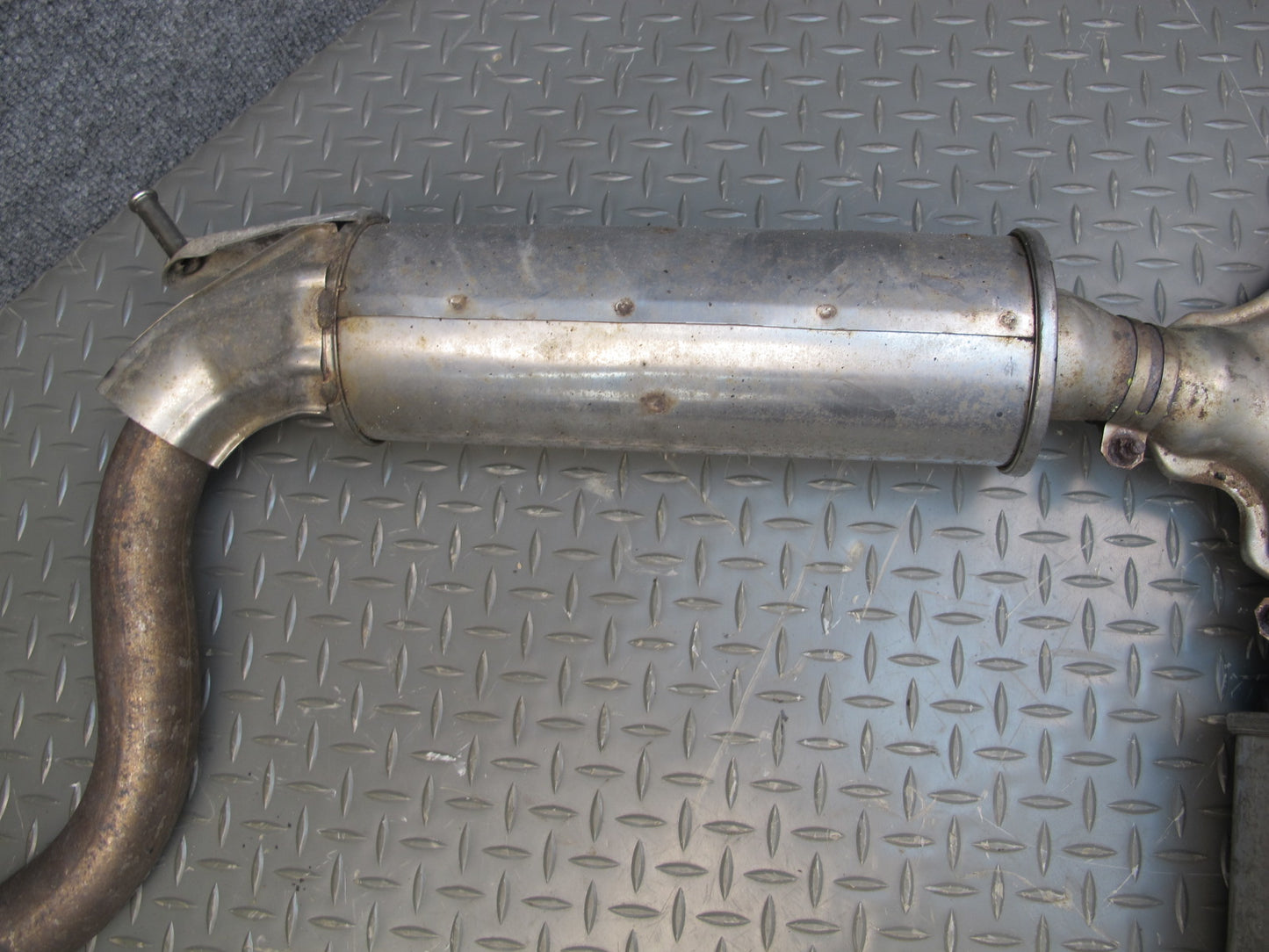 92-97 Lexus UZZ30L SC400 Rear Exhaust Pipe Resonator OEM