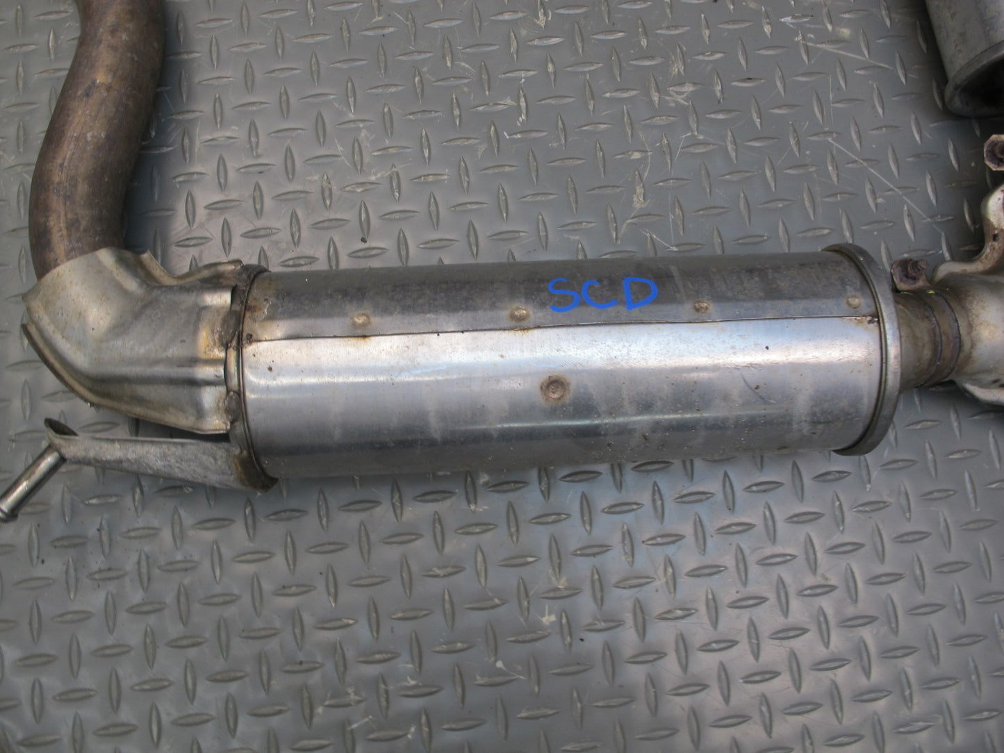 92-97 Lexus UZZ30L SC400 Rear Exhaust Pipe Resonator OEM