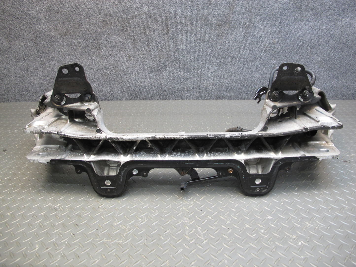 92-00 Lexus UZZ30L SC300 SC400 Front Engine Subframe Crossmember OEM