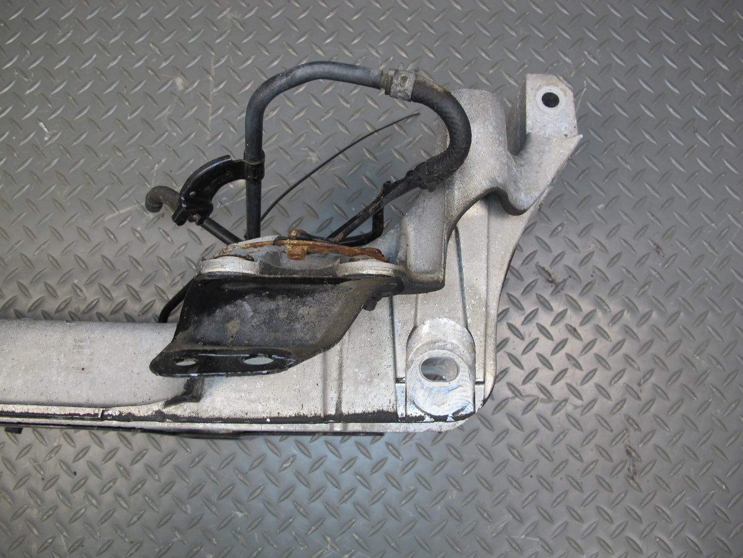 92-00 Lexus UZZ30L SC300 SC400 Front Engine Subframe Crossmember OEM