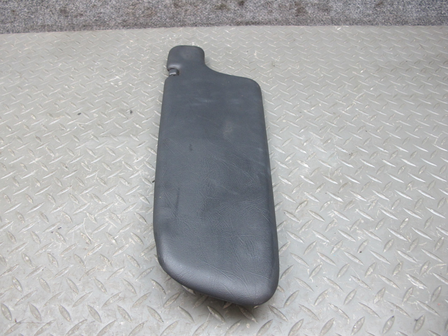 84-89 BMW E24 6-SERIES Set of 2 Front Left & Right Sun Visor OEM