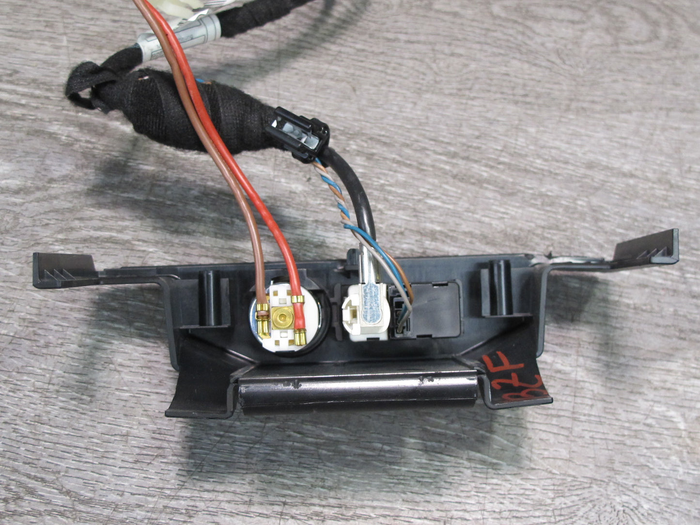 09-16 BMW E89 Z4 USB Charge Audio AUX in Lighter Socket Panel OEM