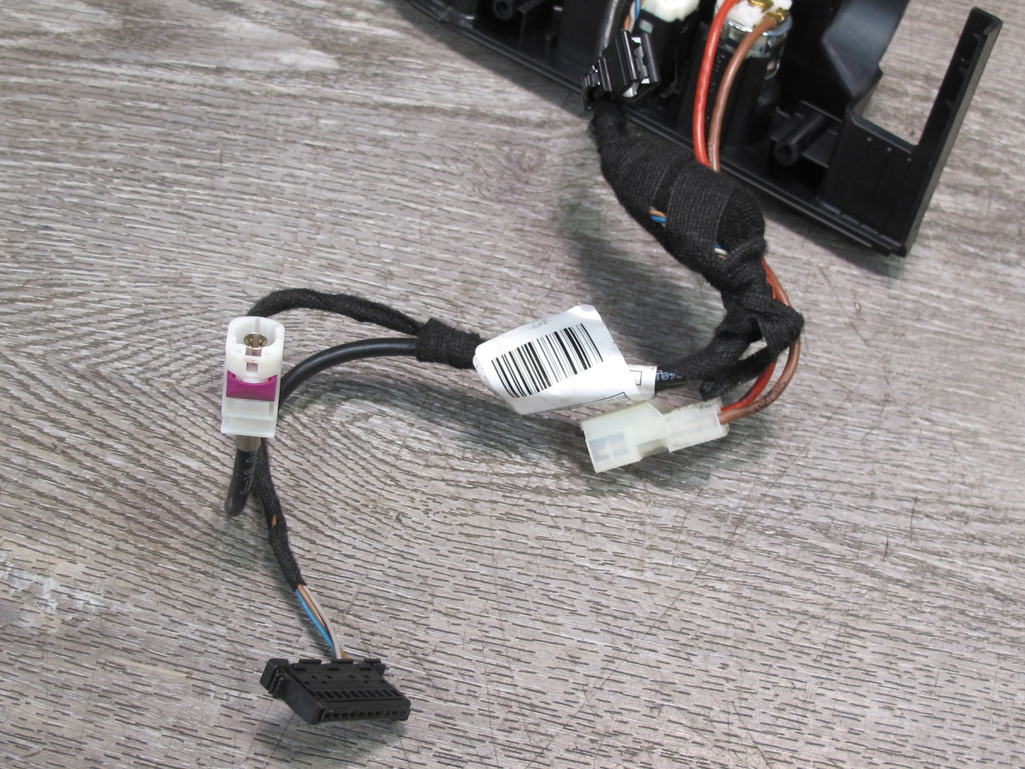 09-16 BMW E89 Z4 USB Charge Audio AUX in Lighter Socket Panel OEM