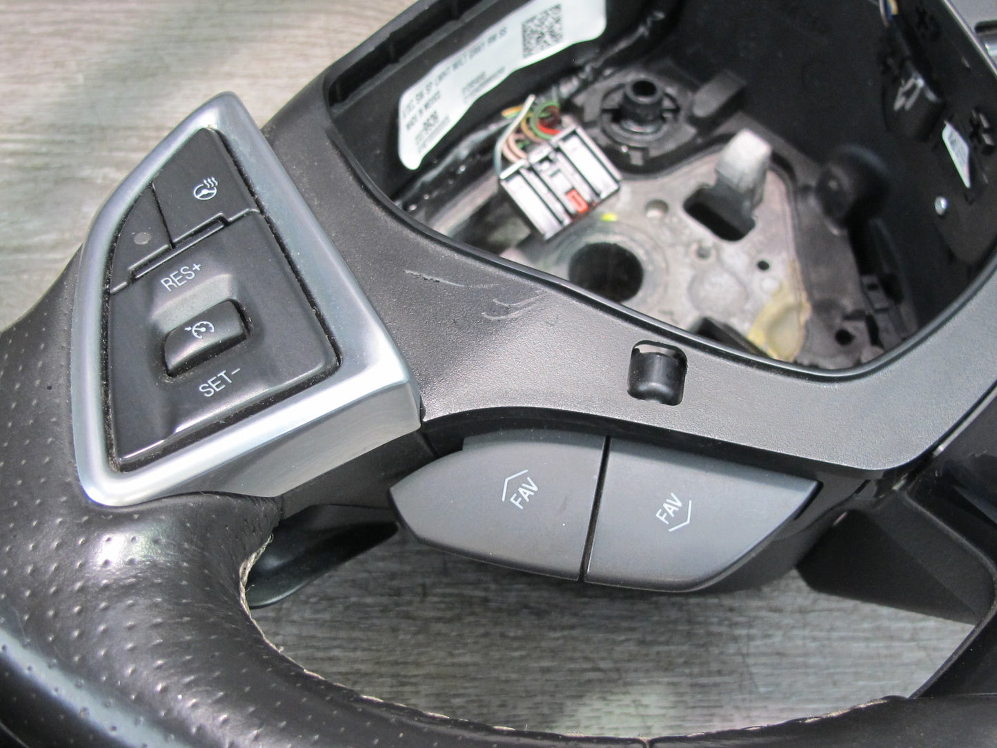 16-23 Chevrolet Camaro SS Leather Heated Steering w Paddles & Controls OEM