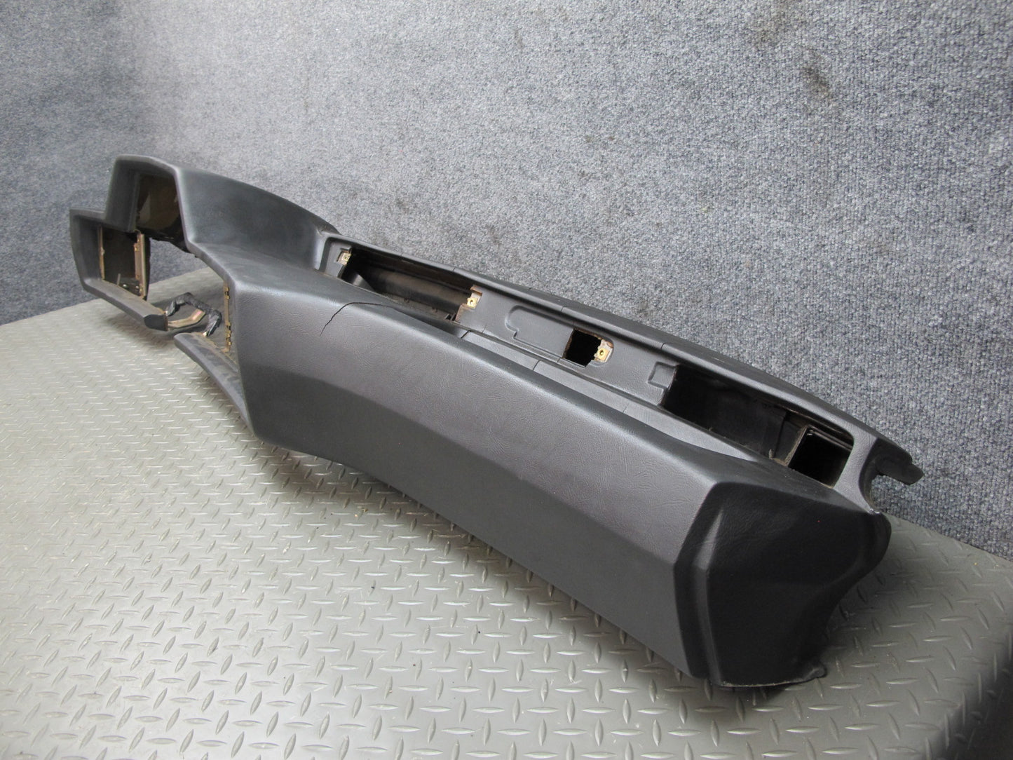 84-87 BMW E24 6-SERIES Dashboard Dash Instrument Trim Cover Panel OEM