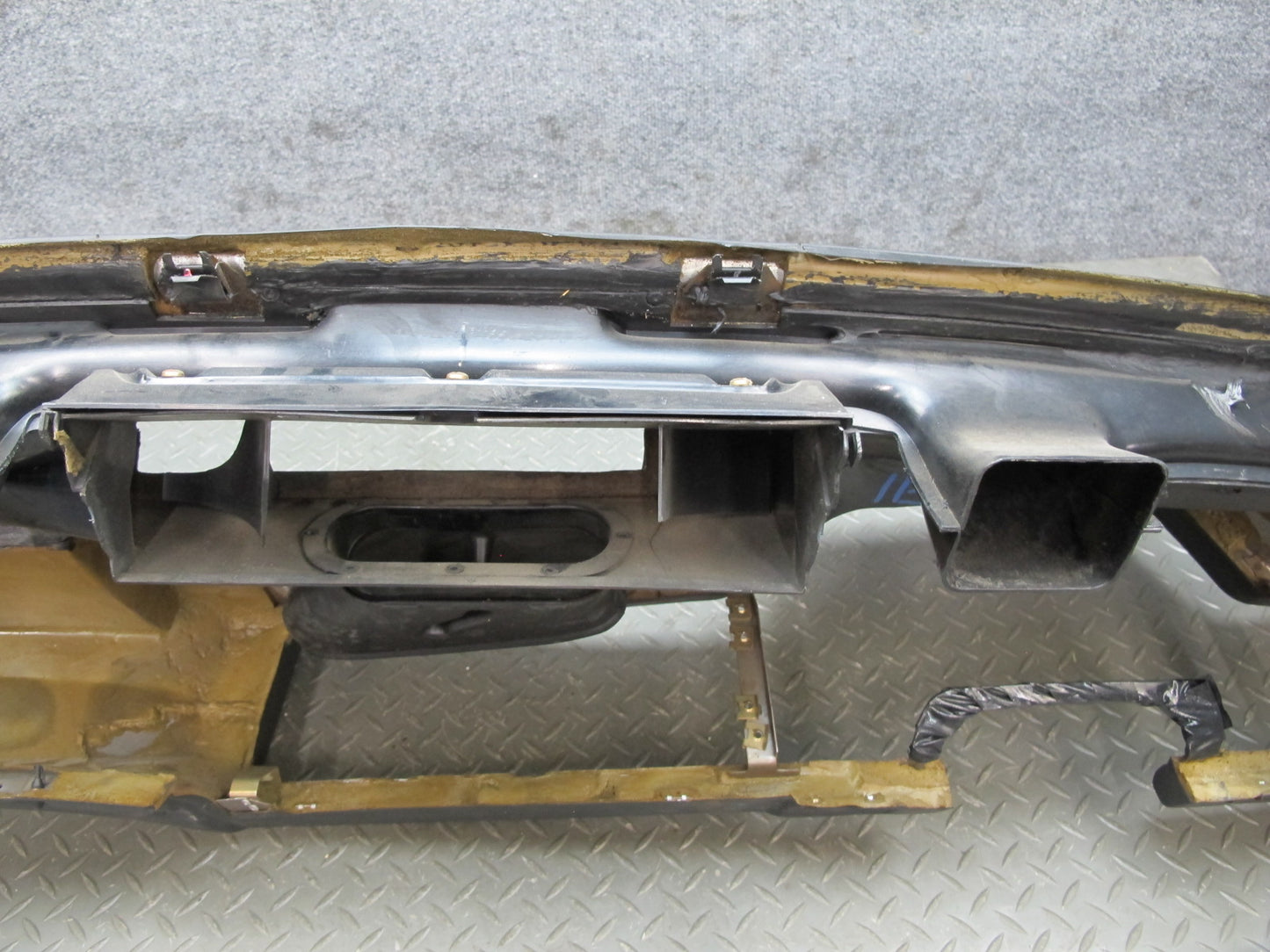 84-87 BMW E24 6-SERIES Dashboard Dash Instrument Trim Cover Panel OEM