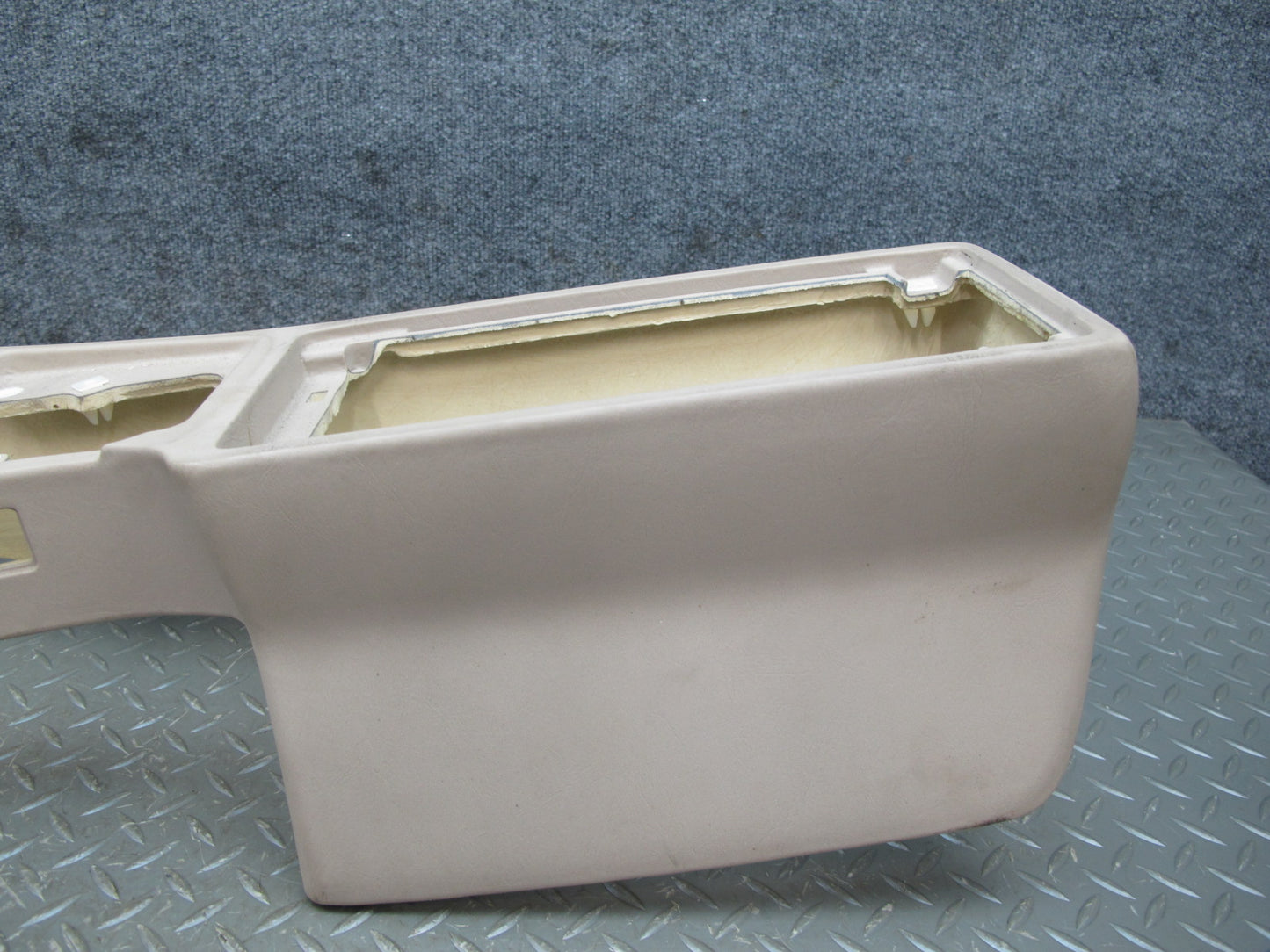 92-94 Lexus UZZ30L SC300 SC400 Center Console Trim Cover Panel Cashmere OEM