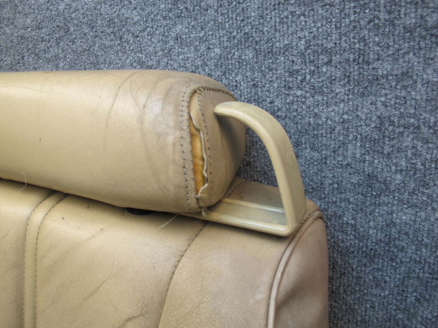 79-81 Datsun Nissan 280ZX S130 2+2 Set of 2 Front Left Right Leather Seat OEM