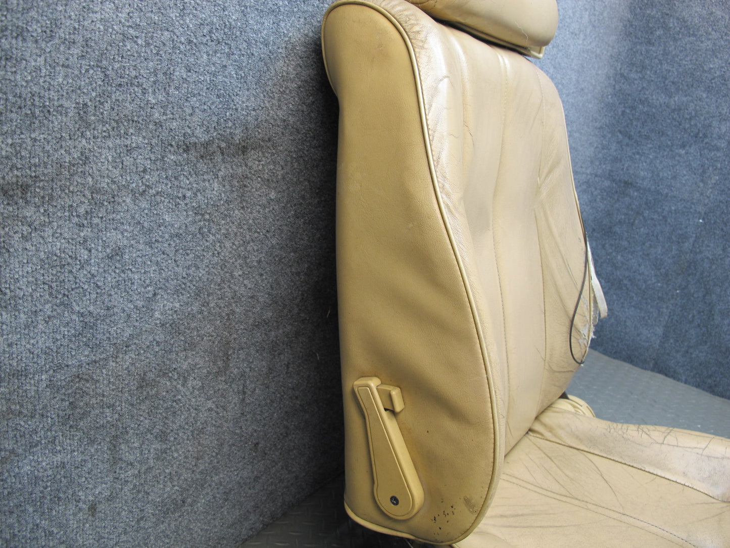 79-81 Datsun Nissan 280ZX S130 2+2 Set of 2 Front Left Right Leather Seat OEM