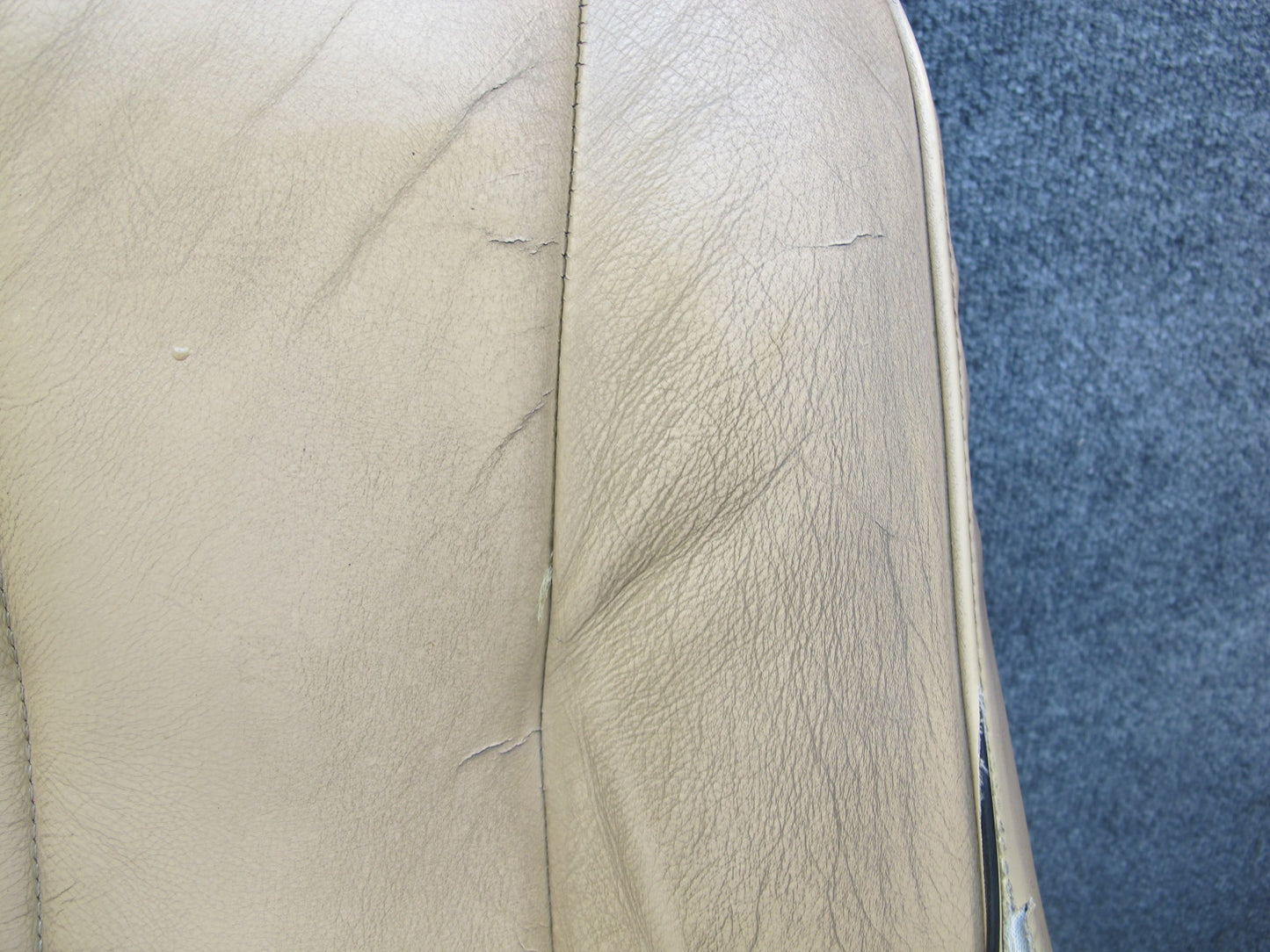 79-81 Datsun Nissan 280ZX S130 2+2 Set of 2 Front Left Right Leather Seat OEM