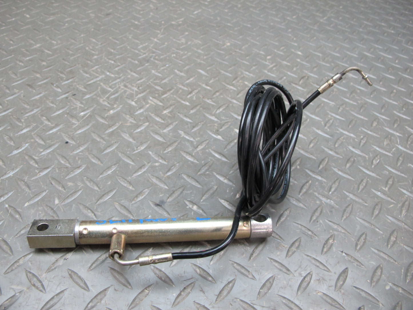 03-12 Mercedes R230 Sl-class Convertible Left TOP Roof Cylinder w Cable OEM