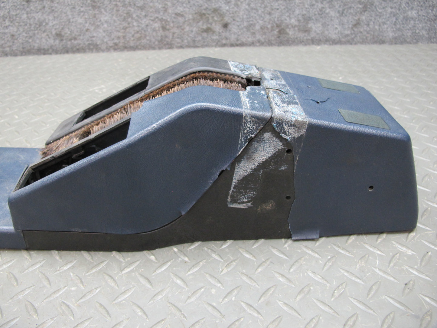 84-89 BMW E24 6-SERIES Center Console Trim Cover Panel OEM
