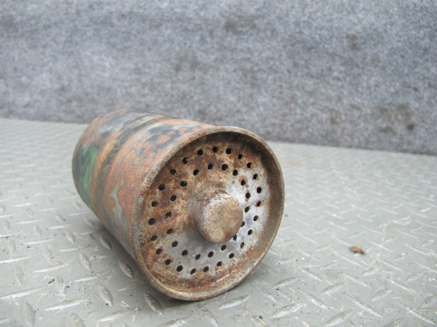 84-89 BMW E24 6-SERIES Fuel Evap Vapor Charcoal Canister 1108967 OEM