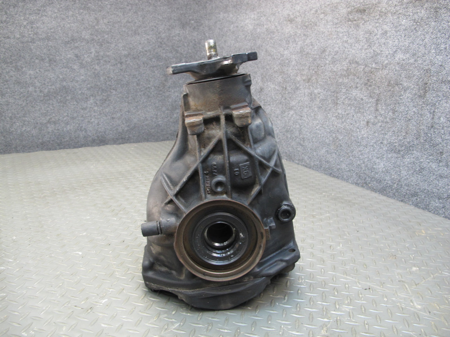 03-06 Mercedes R230 SL600 Rear Differential Carrier 2.65 Ratio OEM