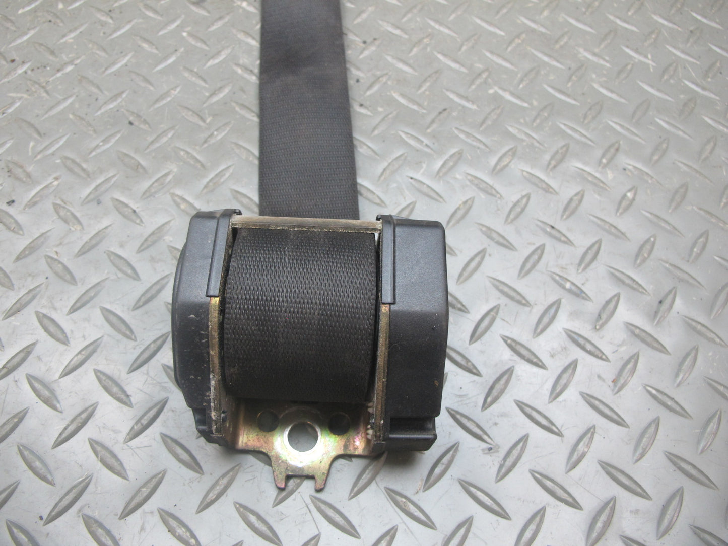 85-89 BMW E24 635CSi REAR LEFT & RIGHT SIDE SEATBELT RETRACTOR SET OEM