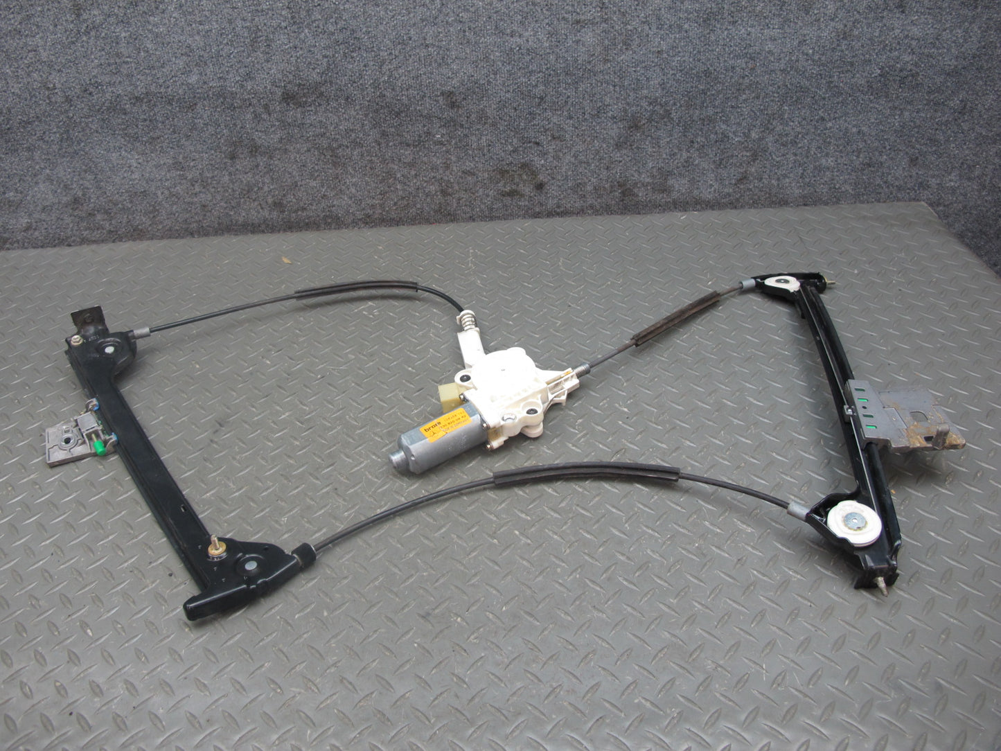 03-08 Mercedes R230 Sl-class Left Door Window Regulator w Motor OEM