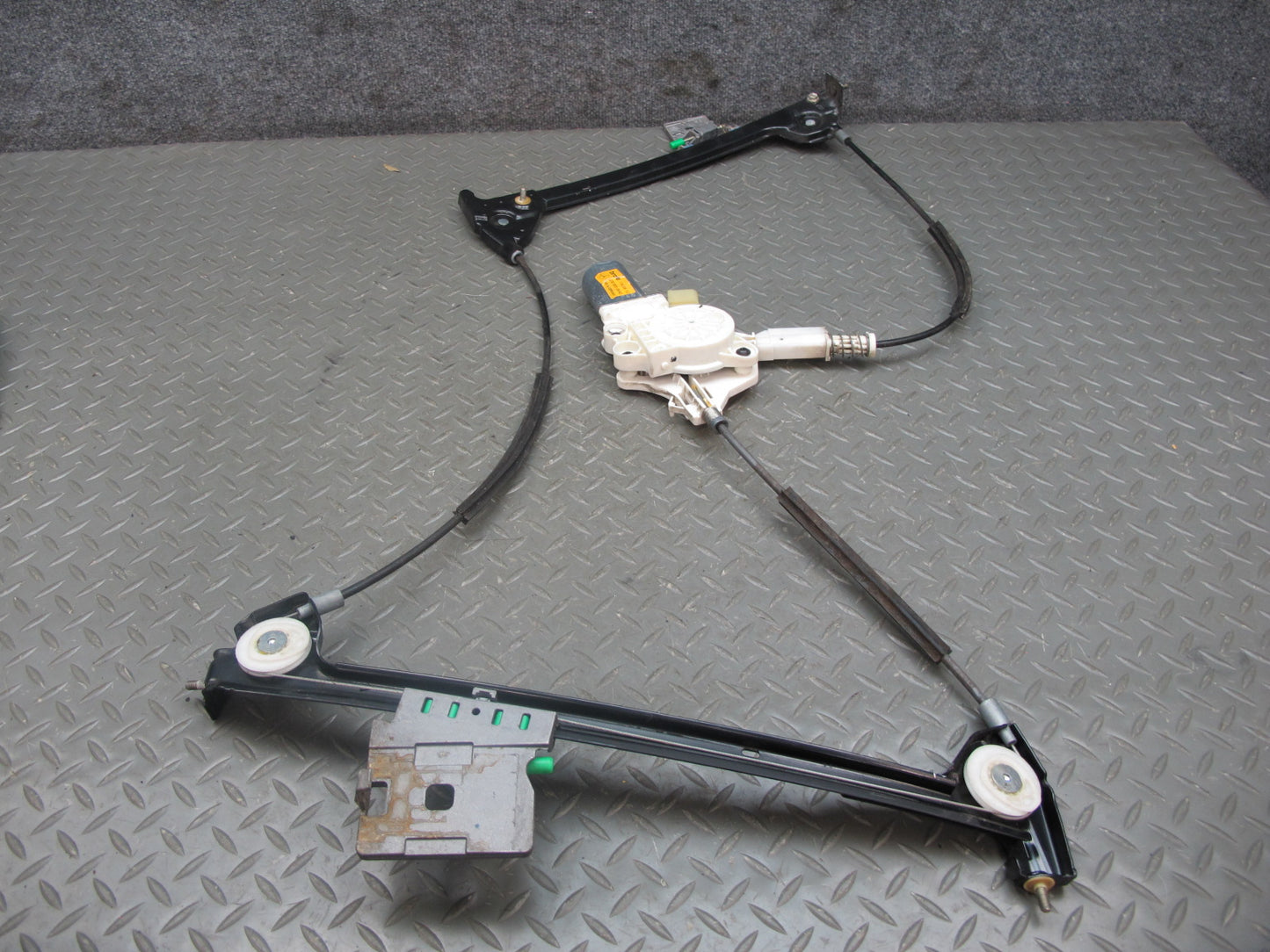 03-08 Mercedes R230 Sl-class Left Door Window Regulator w Motor OEM