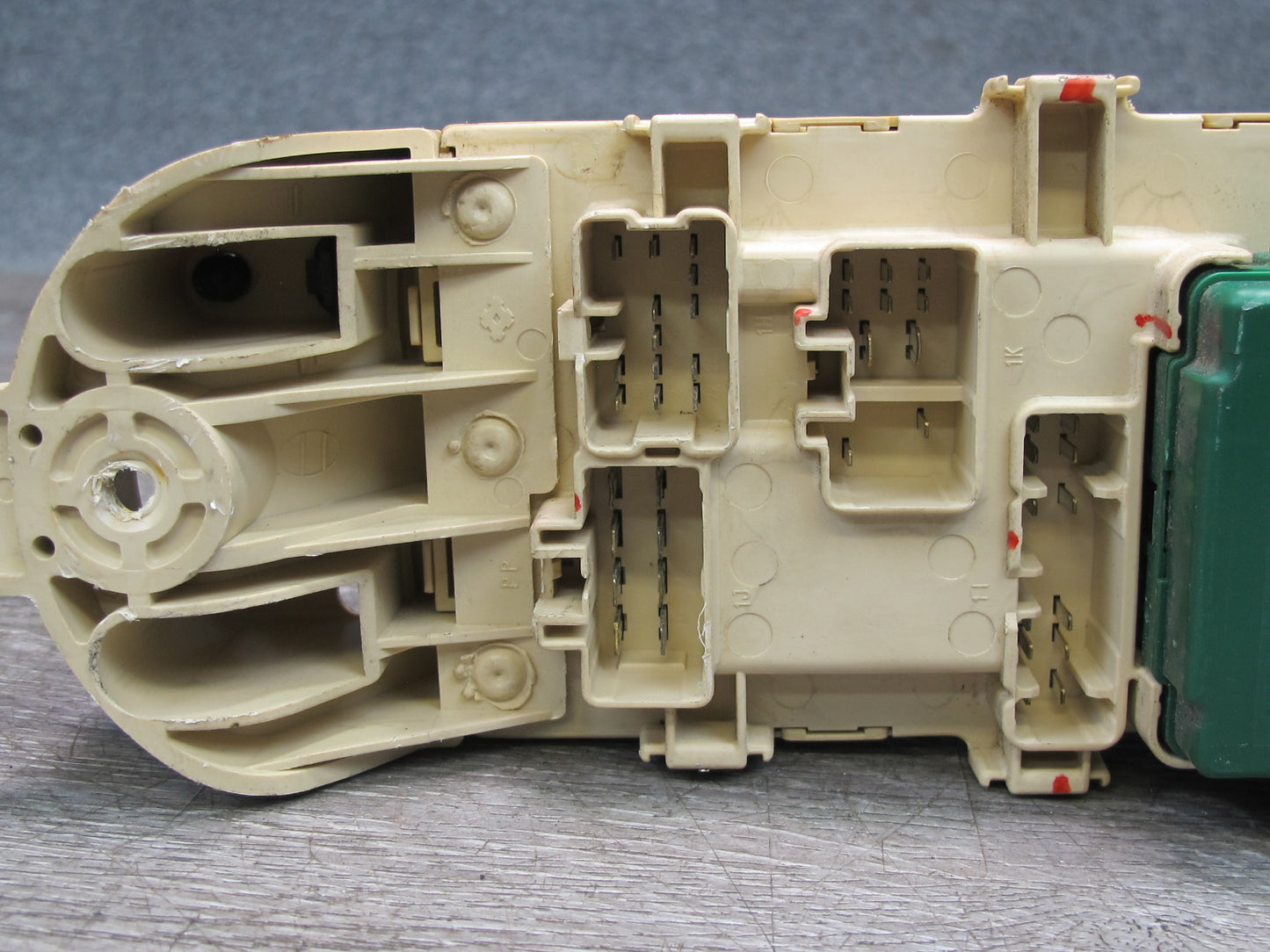 95-96 Lexus JZZ31 SC300 Interior Fuse Relay Box Module w Integration Relay OEM