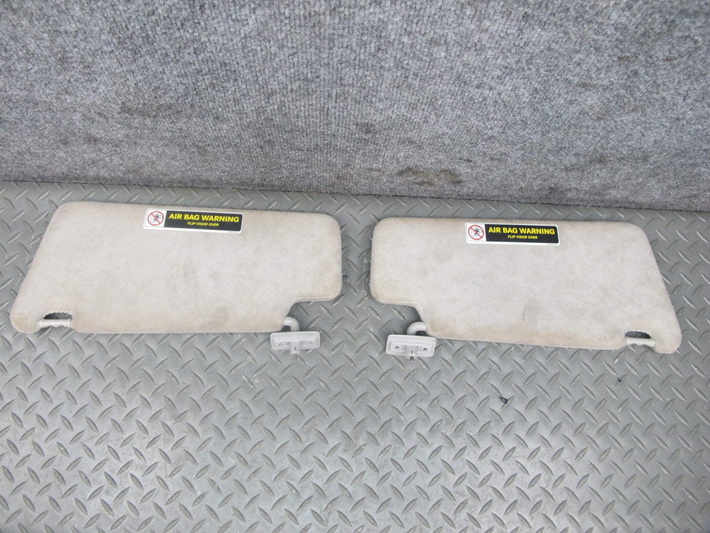 03-06 Mercedes R230 Sl-class Set of 2 Front Left & Right Sun Visor OEM