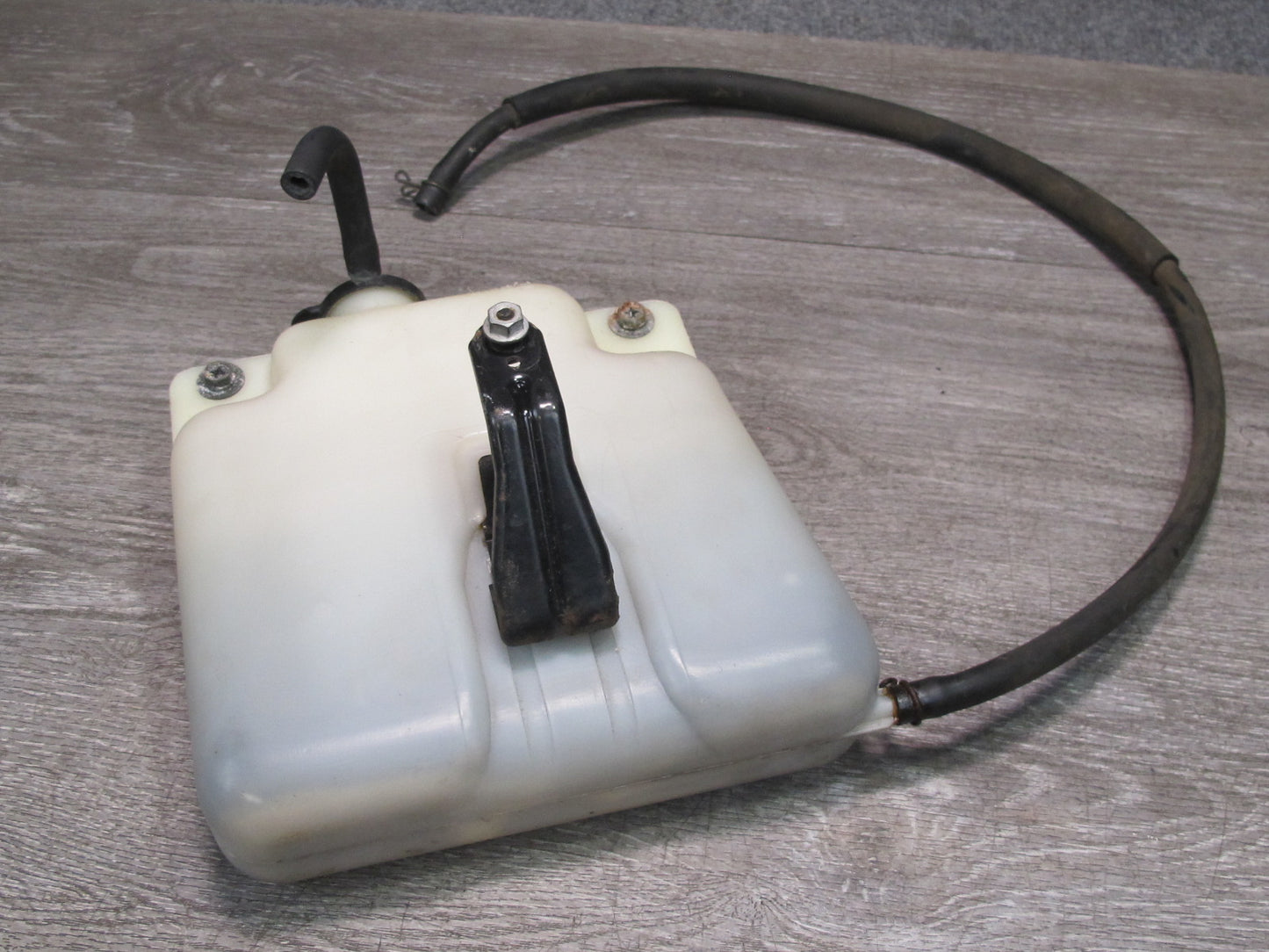 92-00 Lexus JZZ31L SC300 Engine Coolant Expansion Overflow Reservoir Tank OEM