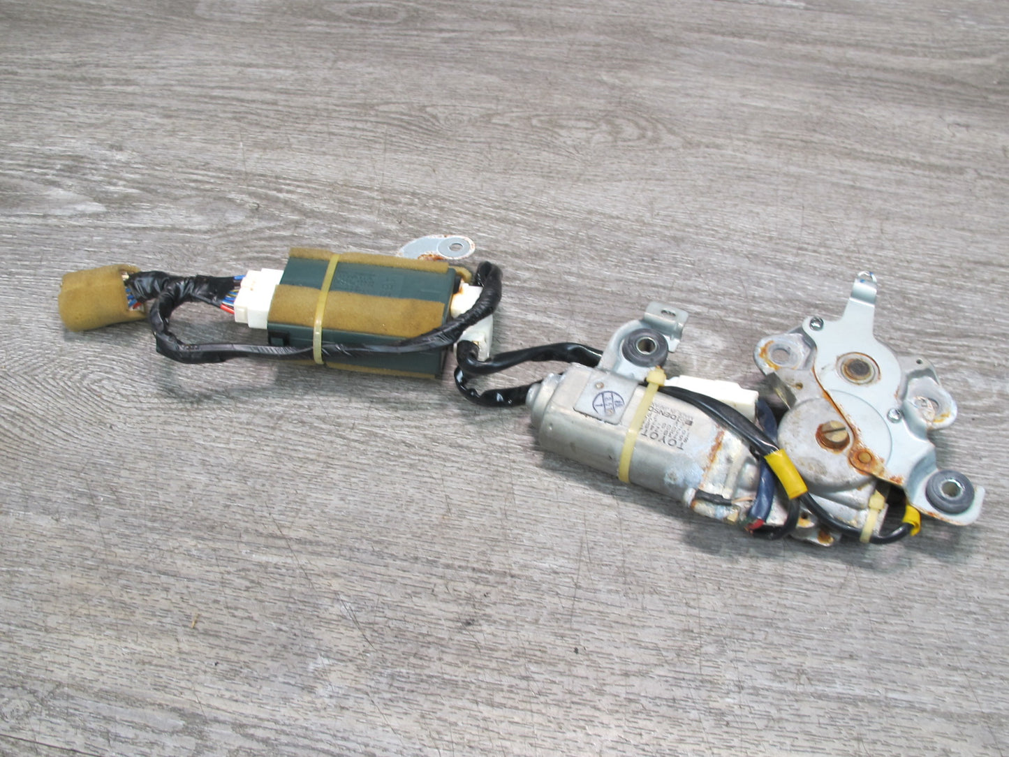 94-95 Lexus JZZ31L SC400 SC300 Sunroof Motor & Relay Control Module Set OEM