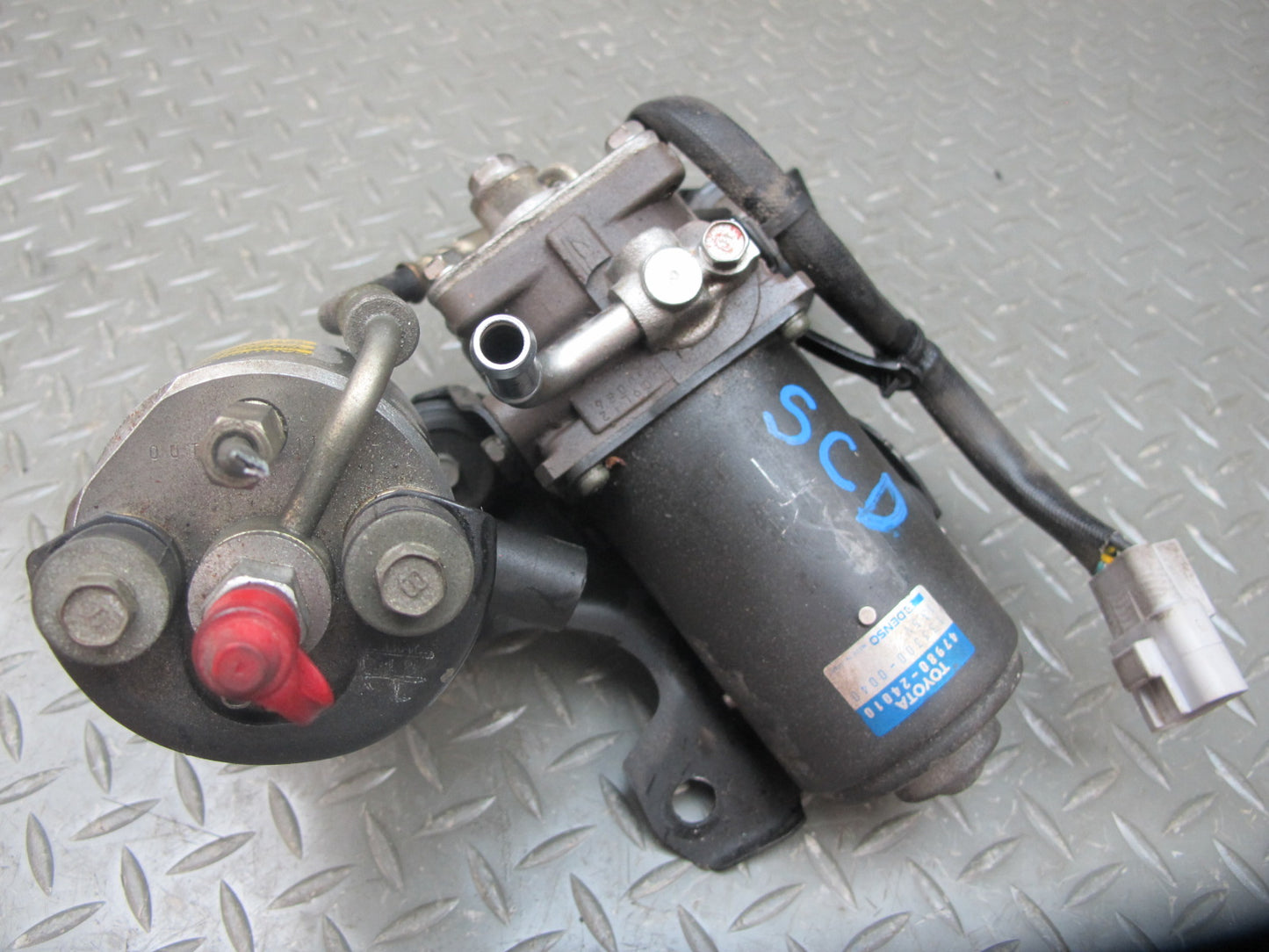 92-95 Lexus SC300 SC400 UZZ30L Anti Lock Brake ABS Pump w Accumulator Assy OEM