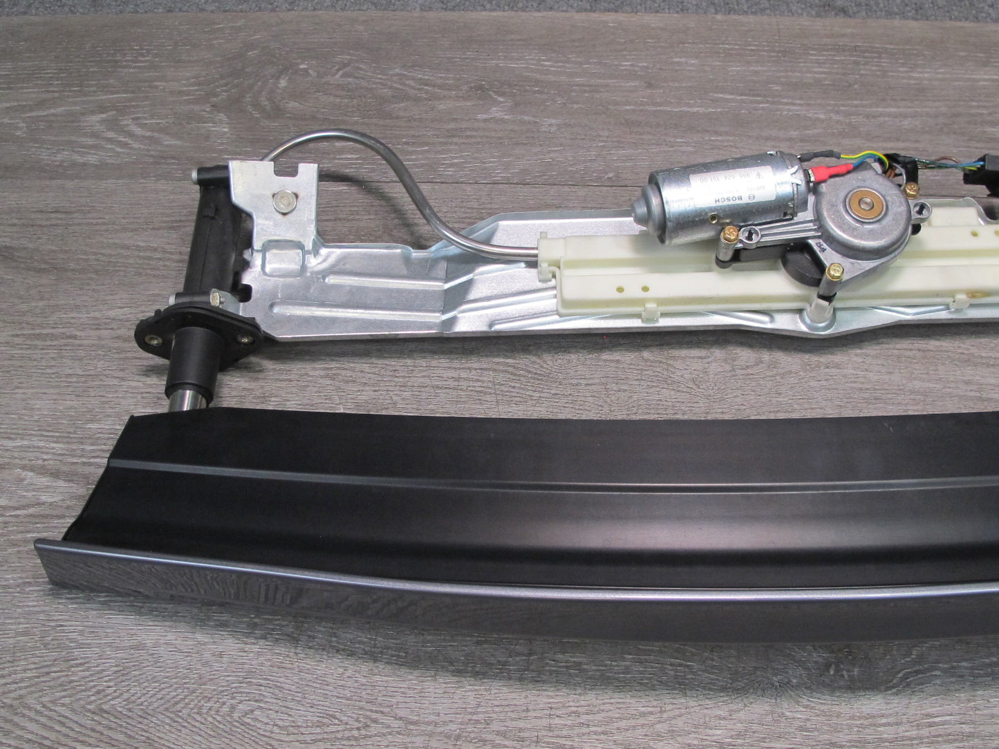 1997-2004 Porsche Boxster 986 Rear Trunk Spoiler Drive Motor Mechanism Assembly