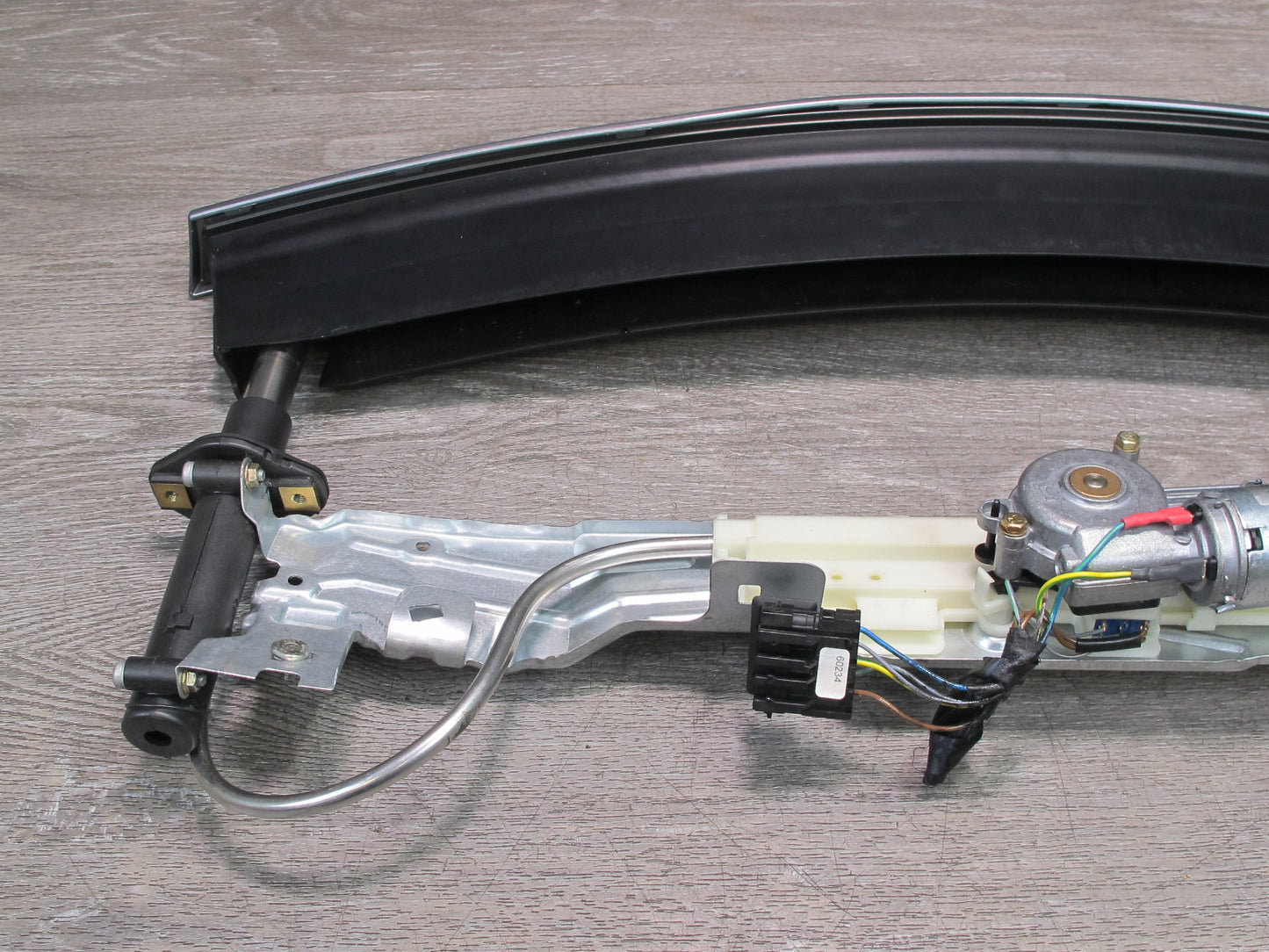 1997-2004 Porsche Boxster 986 Rear Trunk Spoiler Drive Motor Mechanism Assembly