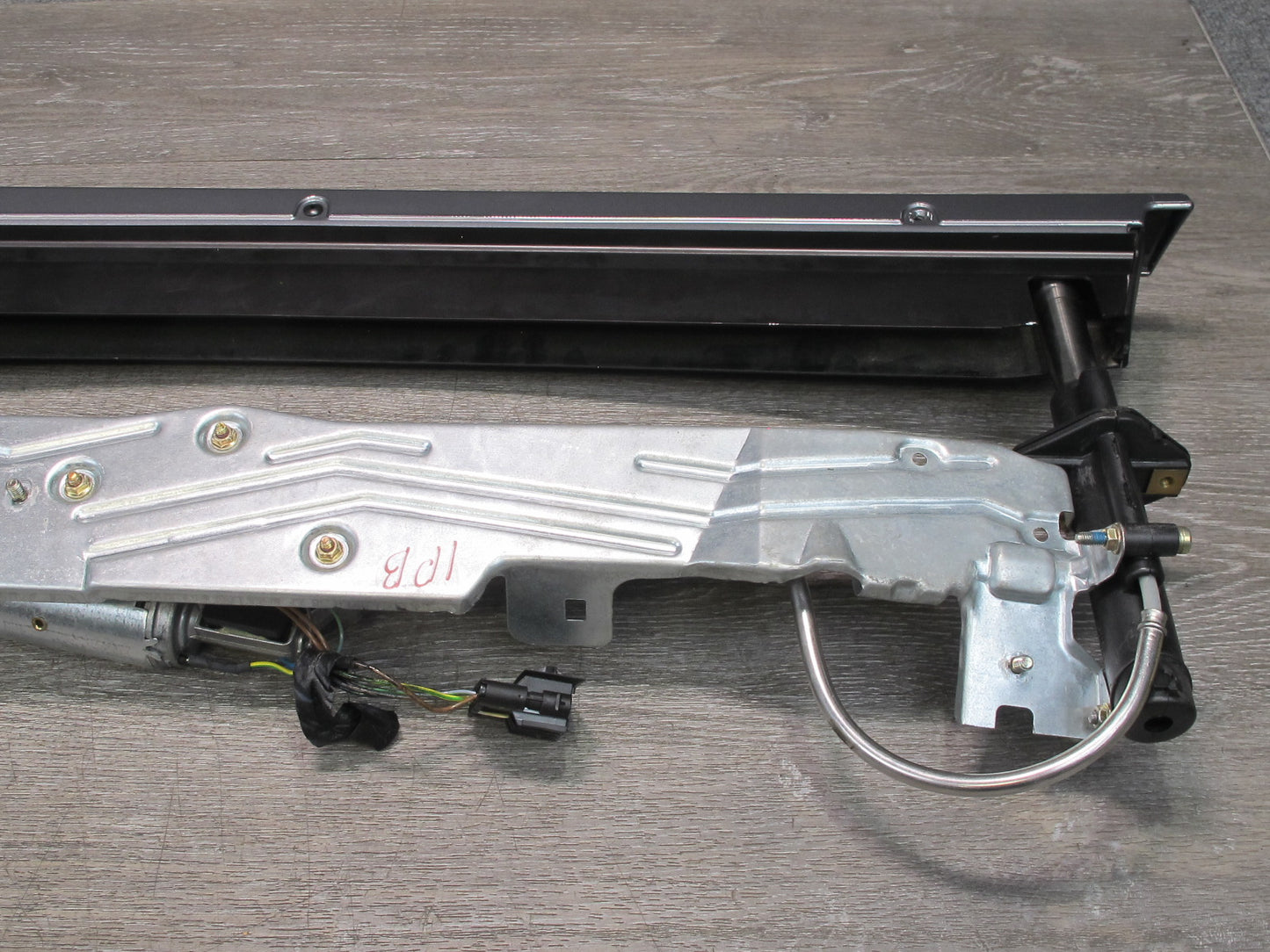 1997-2004 Porsche Boxster 986 Rear Trunk Spoiler Drive Motor Mechanism Assembly