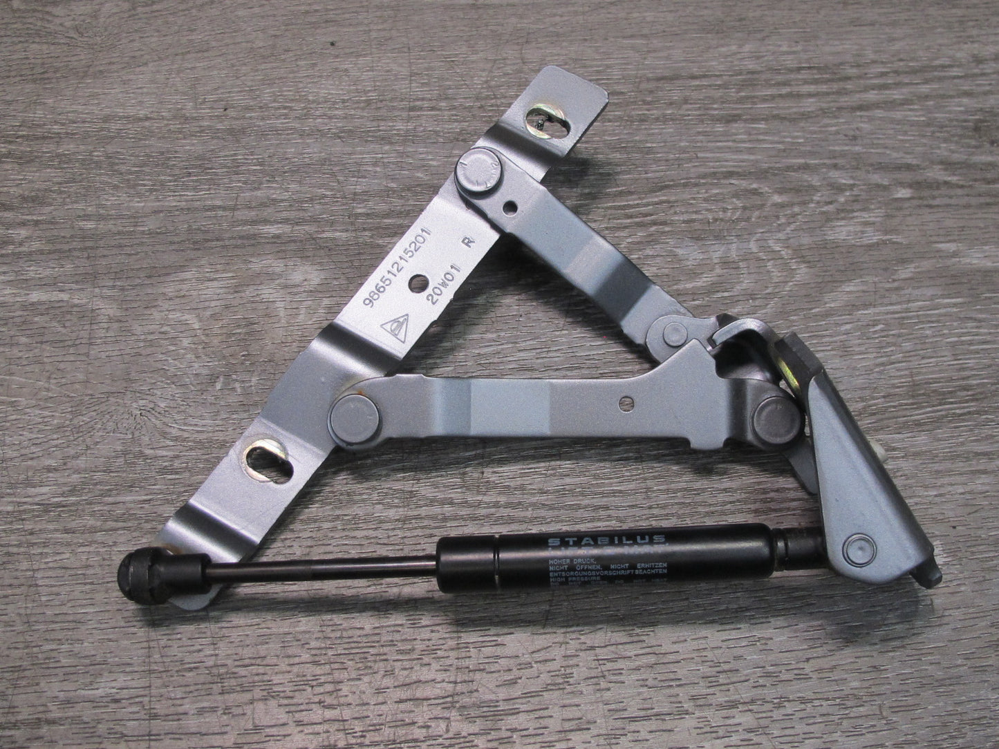 1997-2004 Porsche Boxster 986 Rear Right & Left Side Trunk Lid Hinge Bracket Set