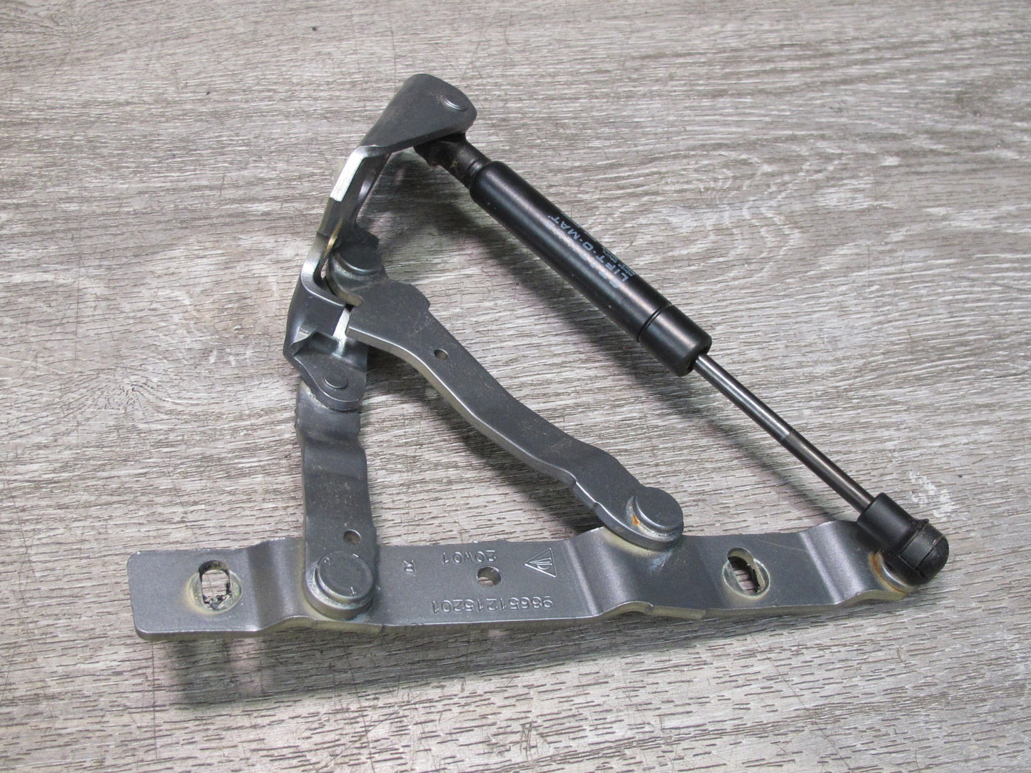 1997-2004 Porsche Boxster 986 Rear Right & Left Side Trunk Lid Hinge Bracket Set
