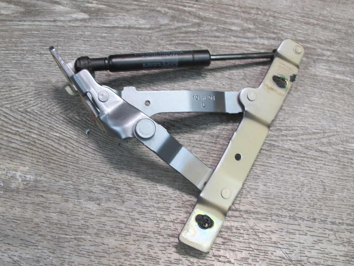 1997-2004 Porsche Boxster 986 Rear Right & Left Side Trunk Lid Hinge Bracket Set