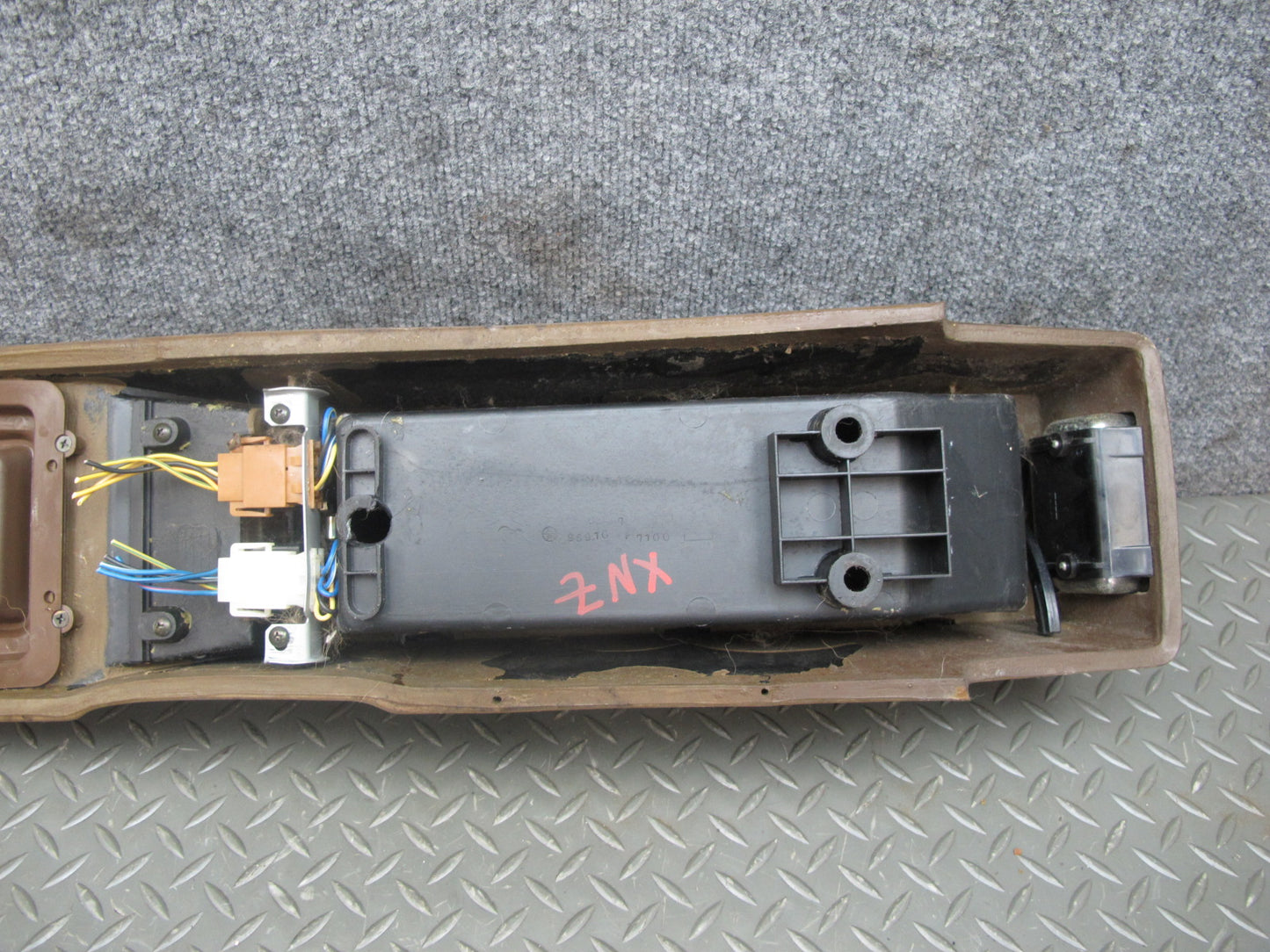 79-83 Datsun Nissan 280ZX 2+2 Manual Center Console Armrest Mirror Switch OEM
