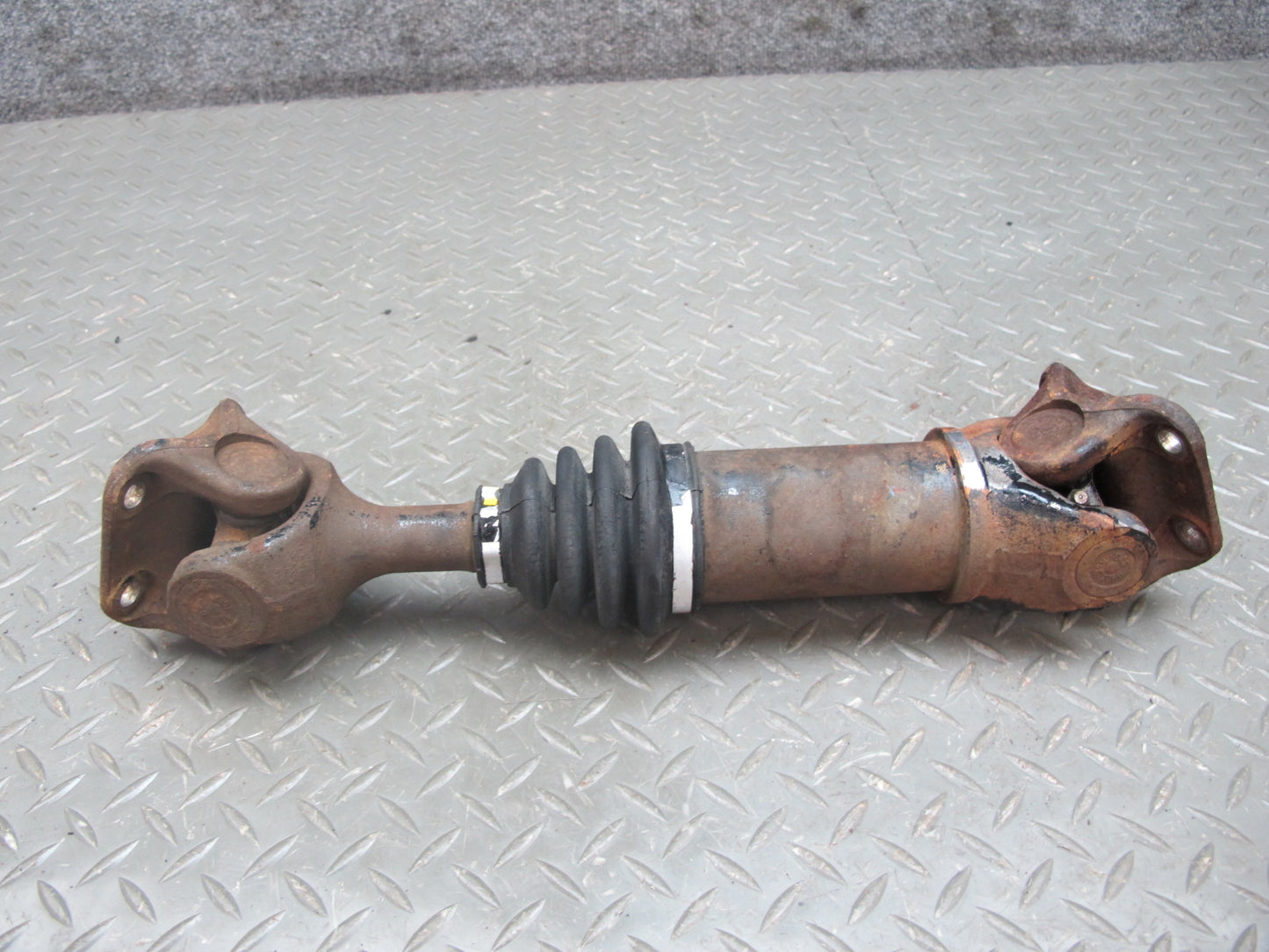 79-81 Datsun Nissan S130 280ZX NON Turbo Rear Left Suspension Axle Shaft OEM