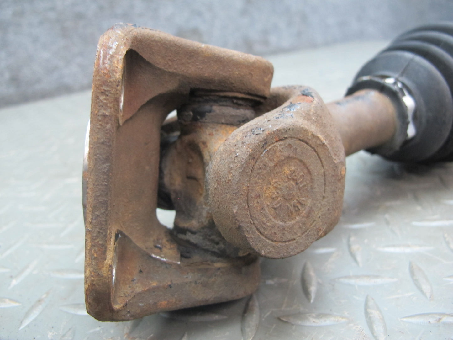 79-81 Datsun Nissan S130 280ZX NON Turbo Rear Left Suspension Axle Shaft OEM
