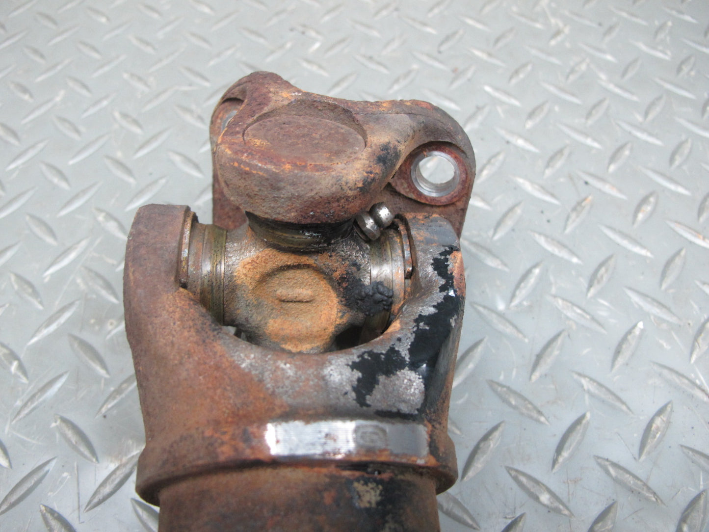 79-81 Datsun Nissan S130 280ZX NON Turbo Rear Left Suspension Axle Shaft OEM