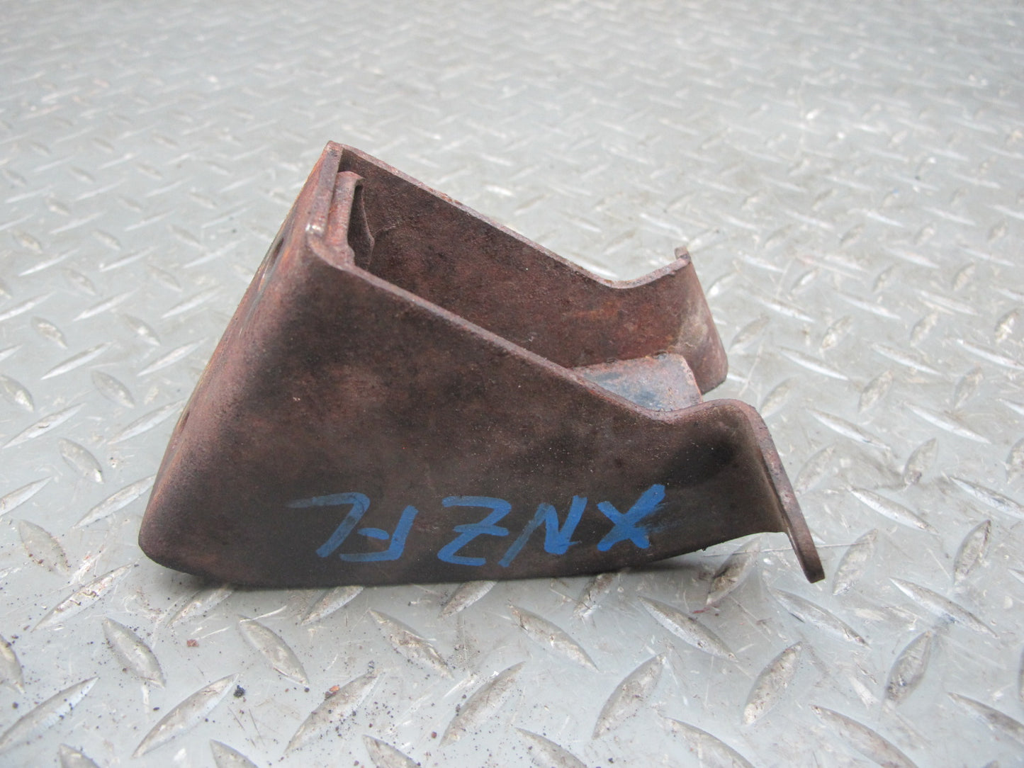 79-83 Datsun Nissan S130 280ZX 2.8L Set of 2 Engine Motor Mount OEM