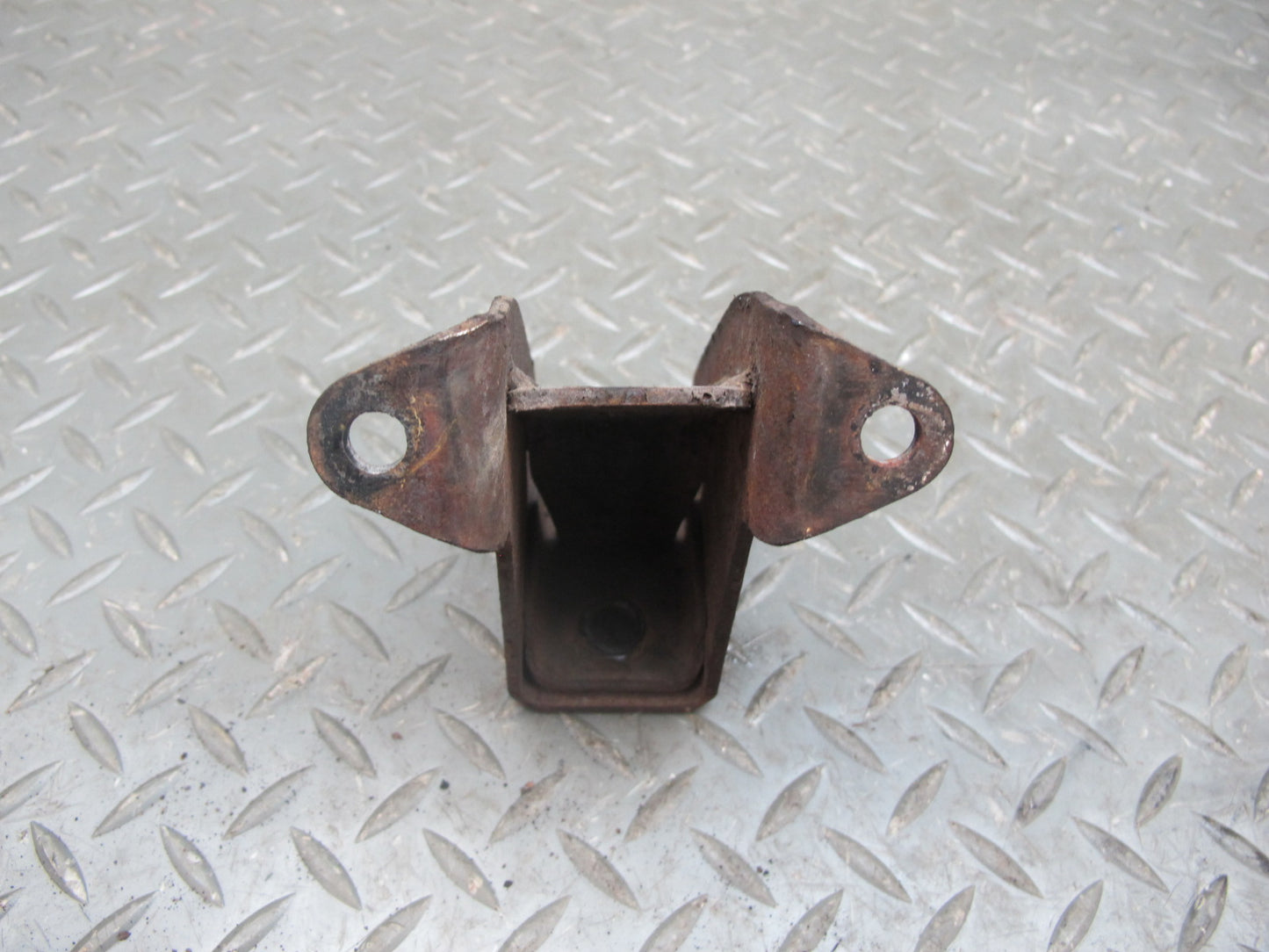 79-83 Datsun Nissan S130 280ZX 2.8L Set of 2 Engine Motor Mount OEM